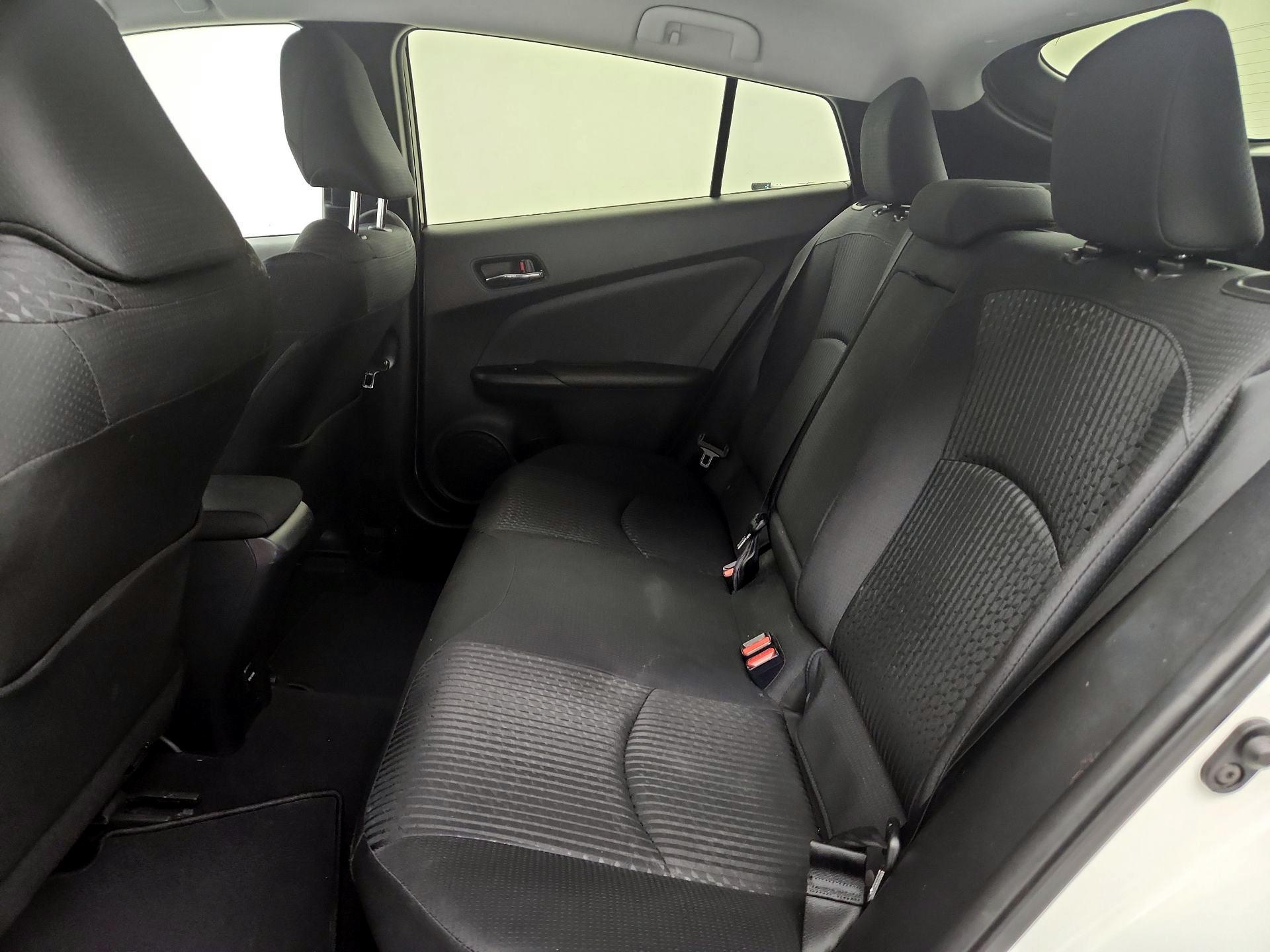 Thumbnail: 2018 Toyota Prius - 19
