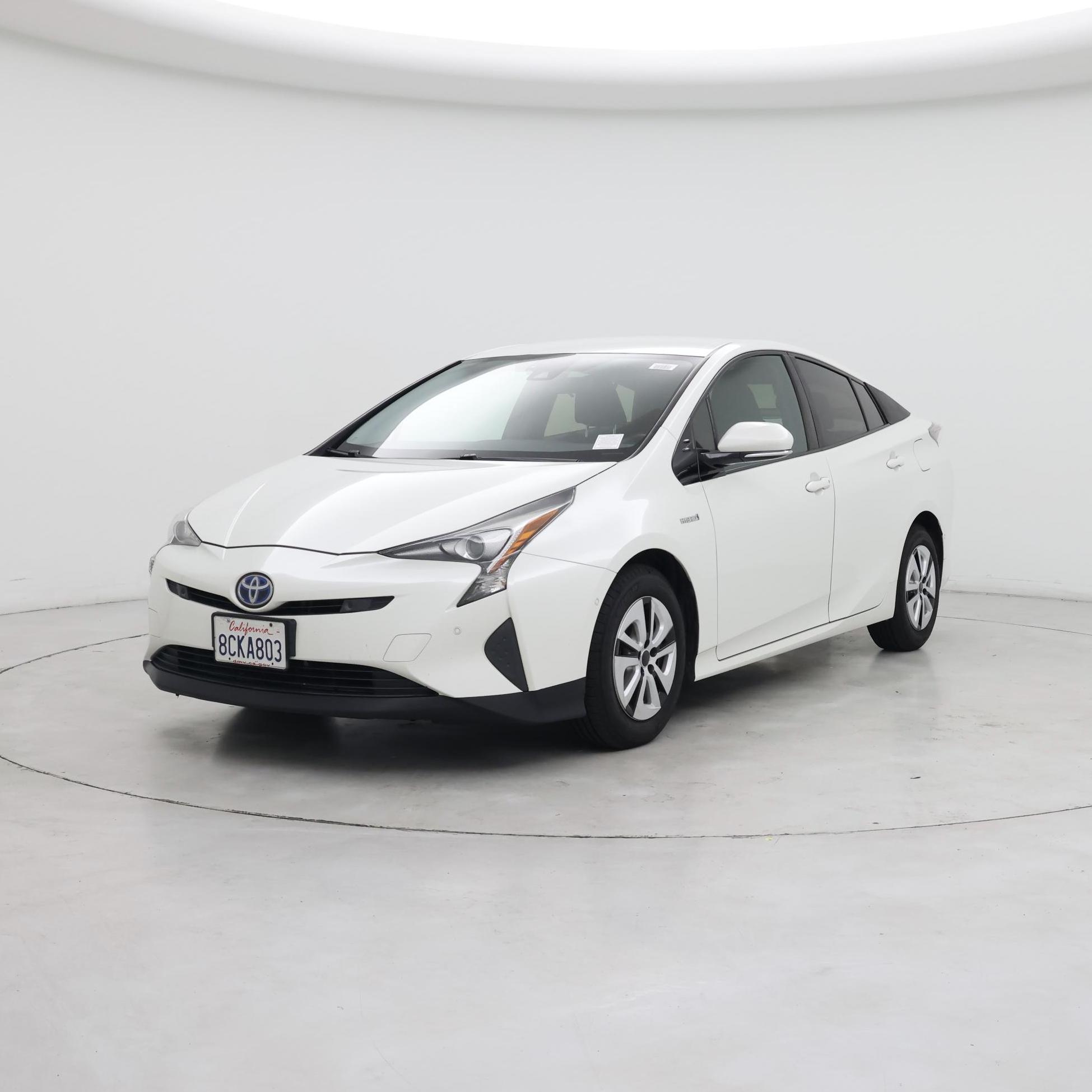 Thumbnail: 2018 Toyota Prius - 4