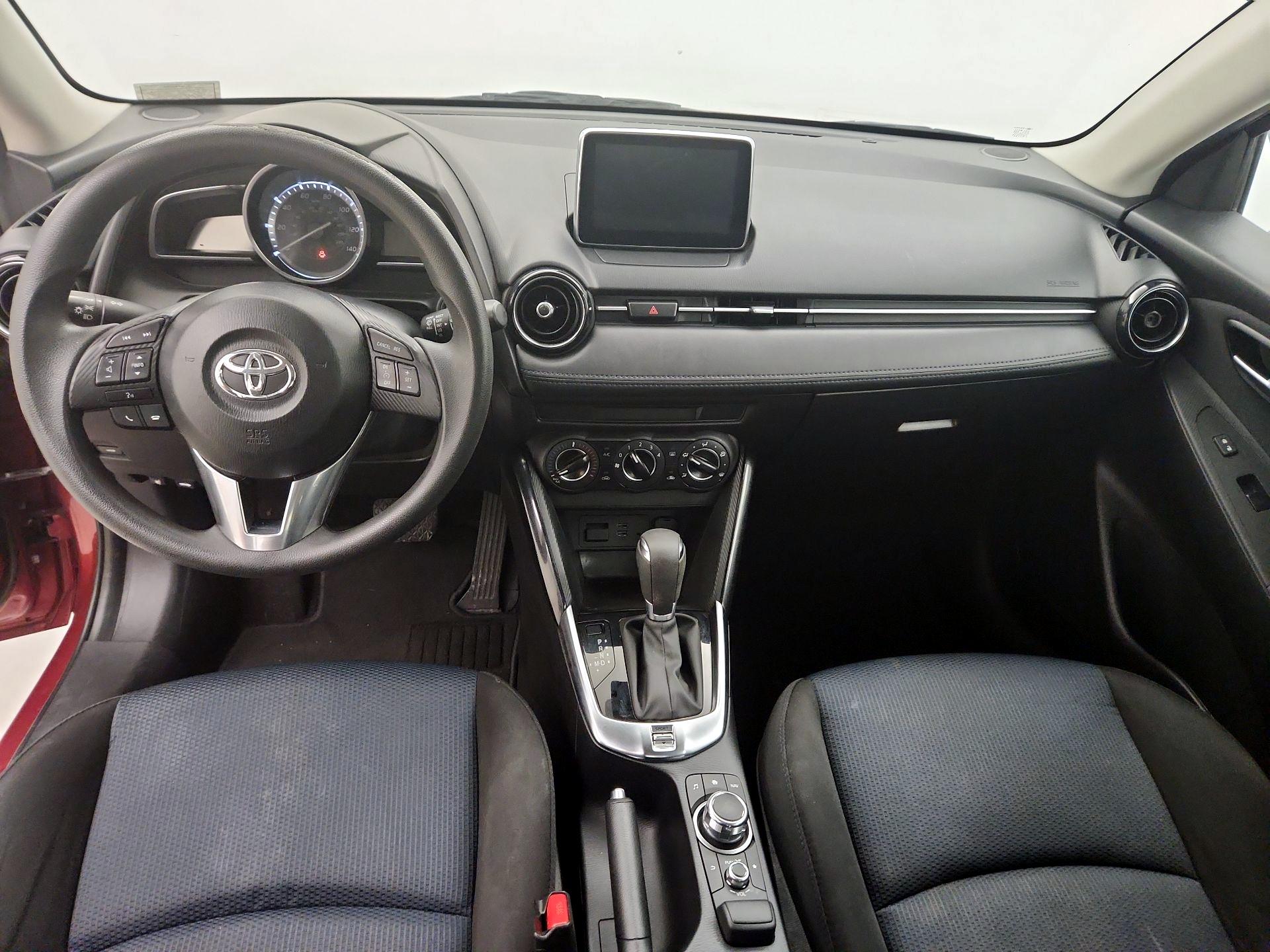 Thumbnail: 2018 Toyota Yaris iA - 9