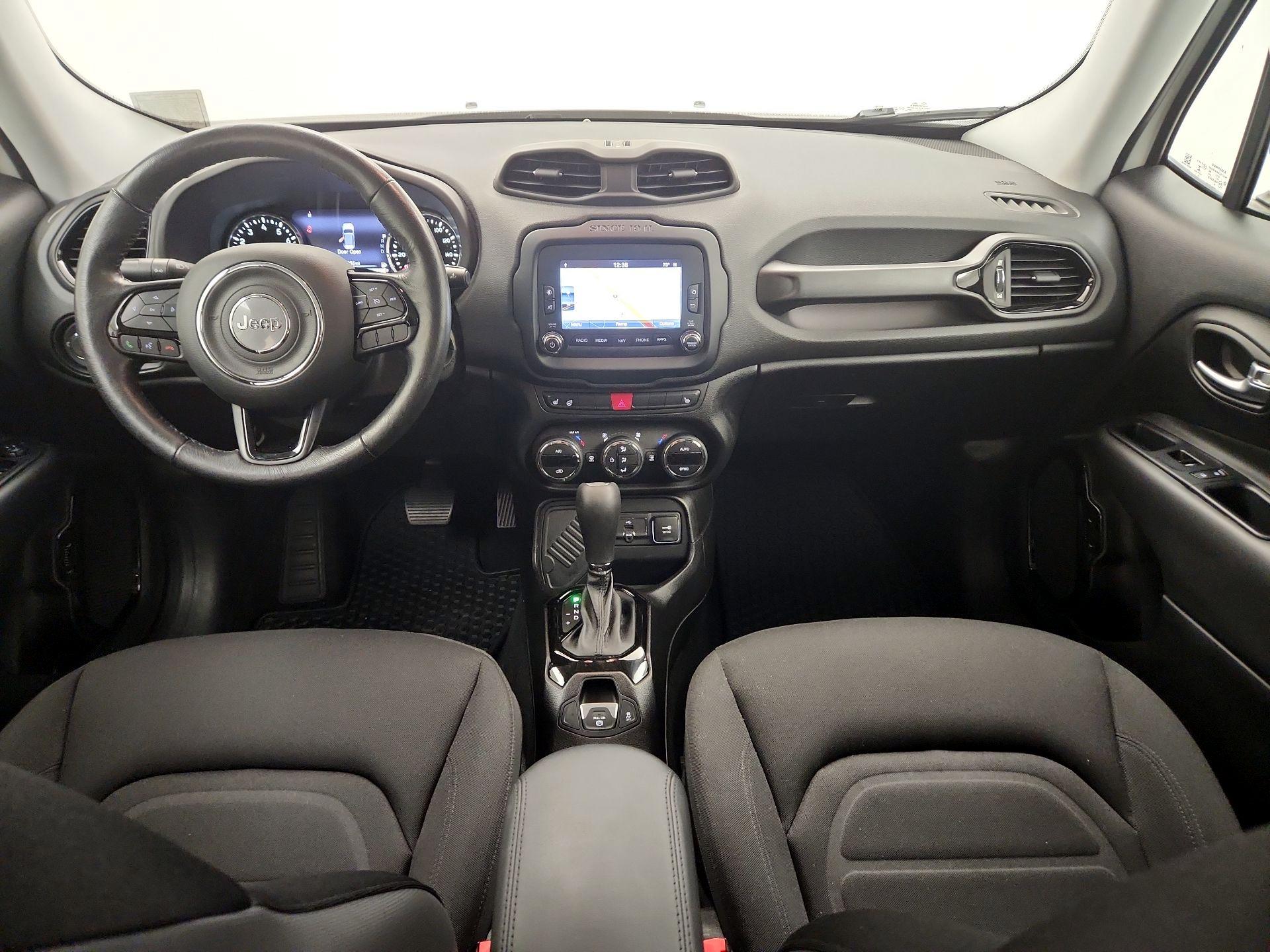Thumbnail: 2017 Jeep Renegade - 9