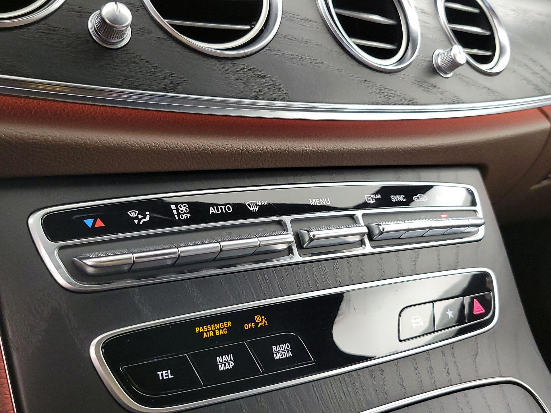 Thumbnail: 2021 Mercedes-Benz E-Class - 17