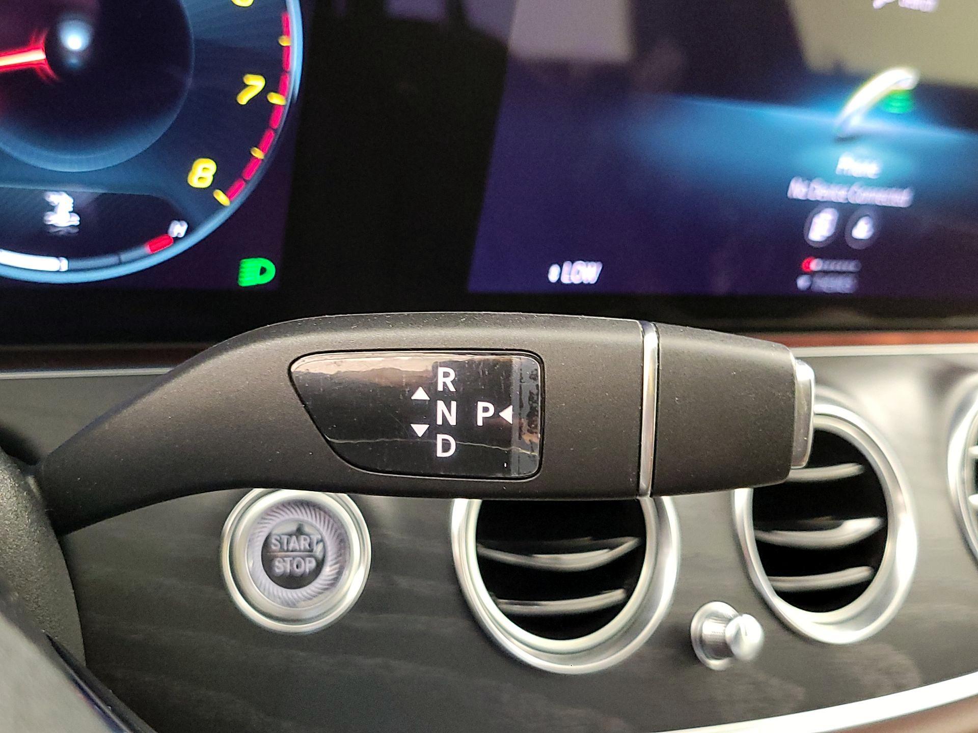 Thumbnail: 2021 Mercedes-Benz E-Class - 18