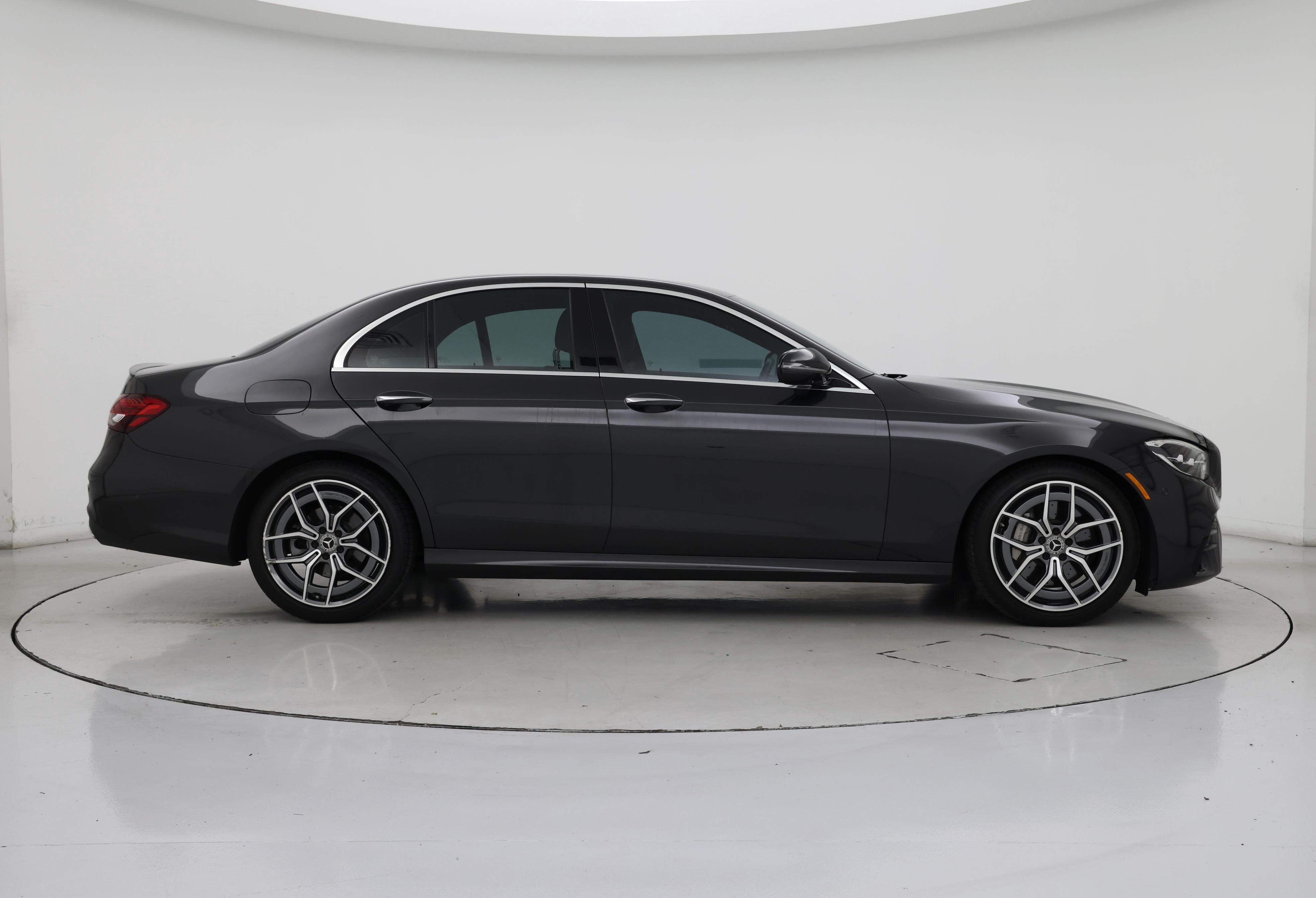 Thumbnail: 2021 Mercedes-Benz E-Class - 7