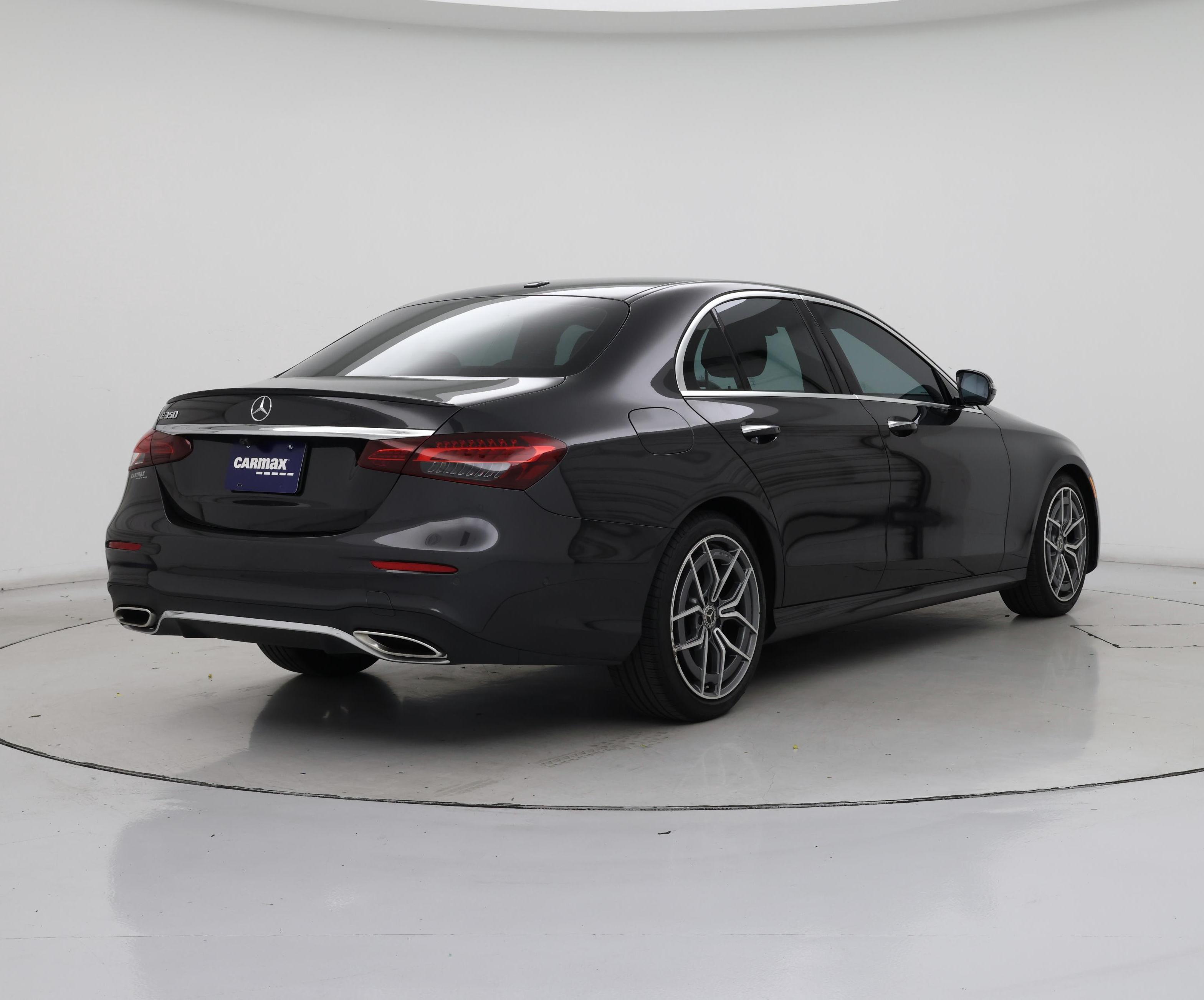 Thumbnail: 2021 Mercedes-Benz E-Class - 8