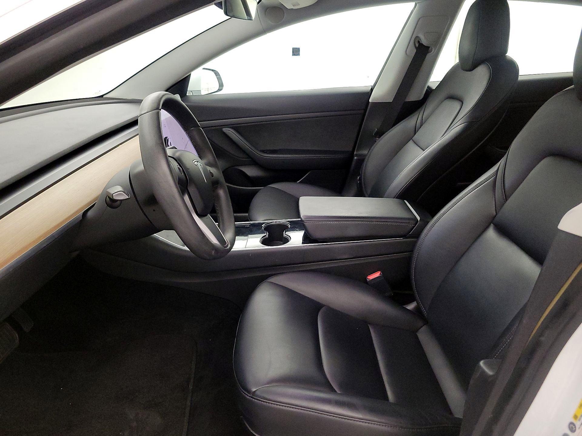 Thumbnail: 2020 Tesla Model 3 - 11