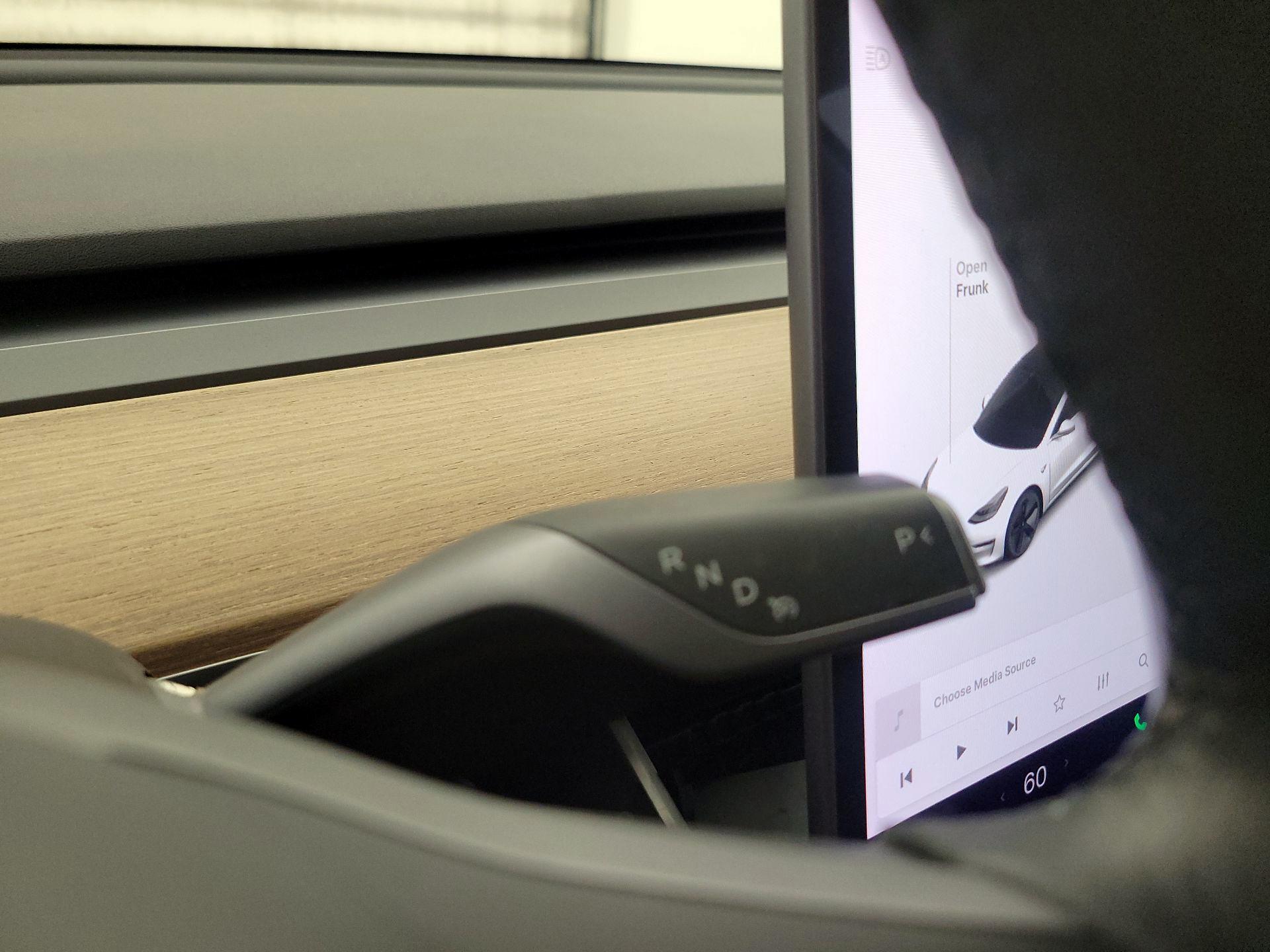 Thumbnail: 2020 Tesla Model 3 - 17