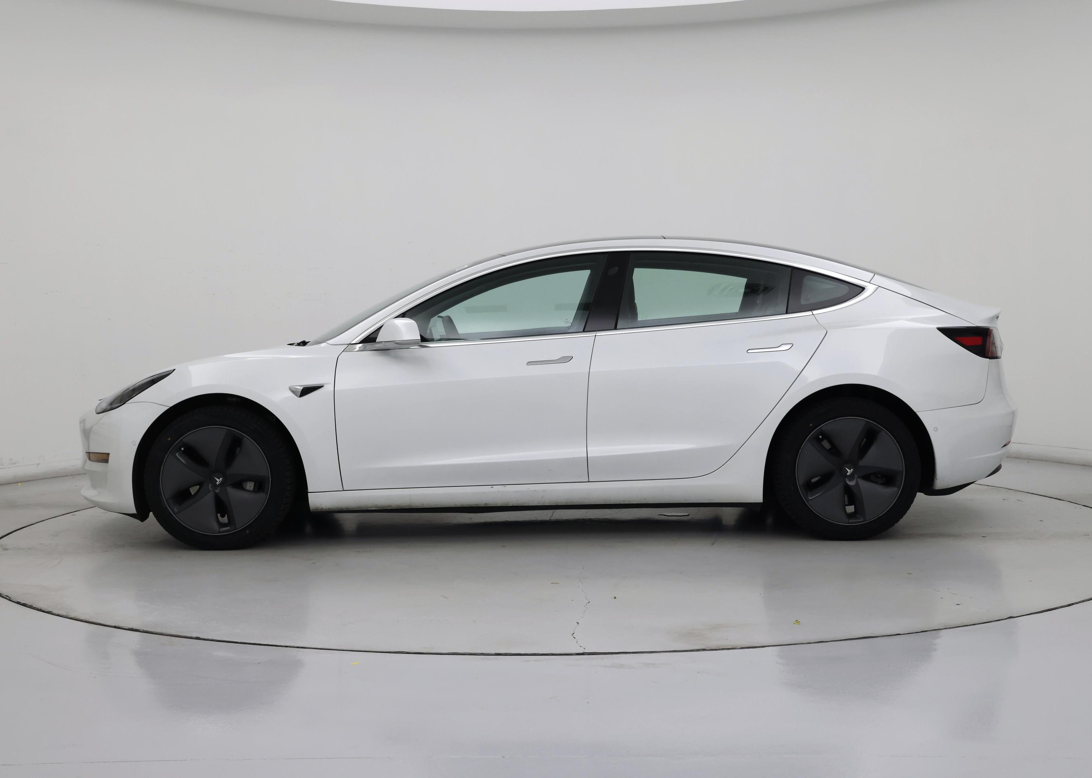 Thumbnail: 2020 Tesla Model 3 - 3