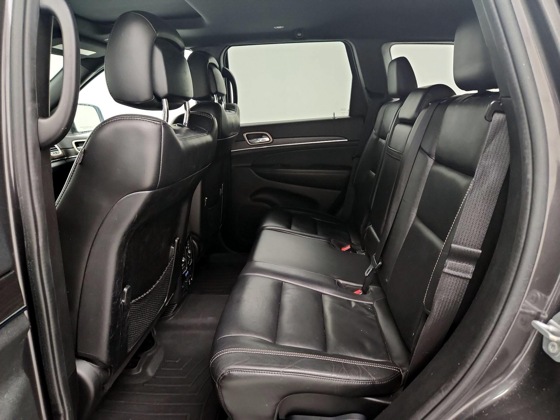 Thumbnail: 2017 Jeep Grand Cherokee - 20