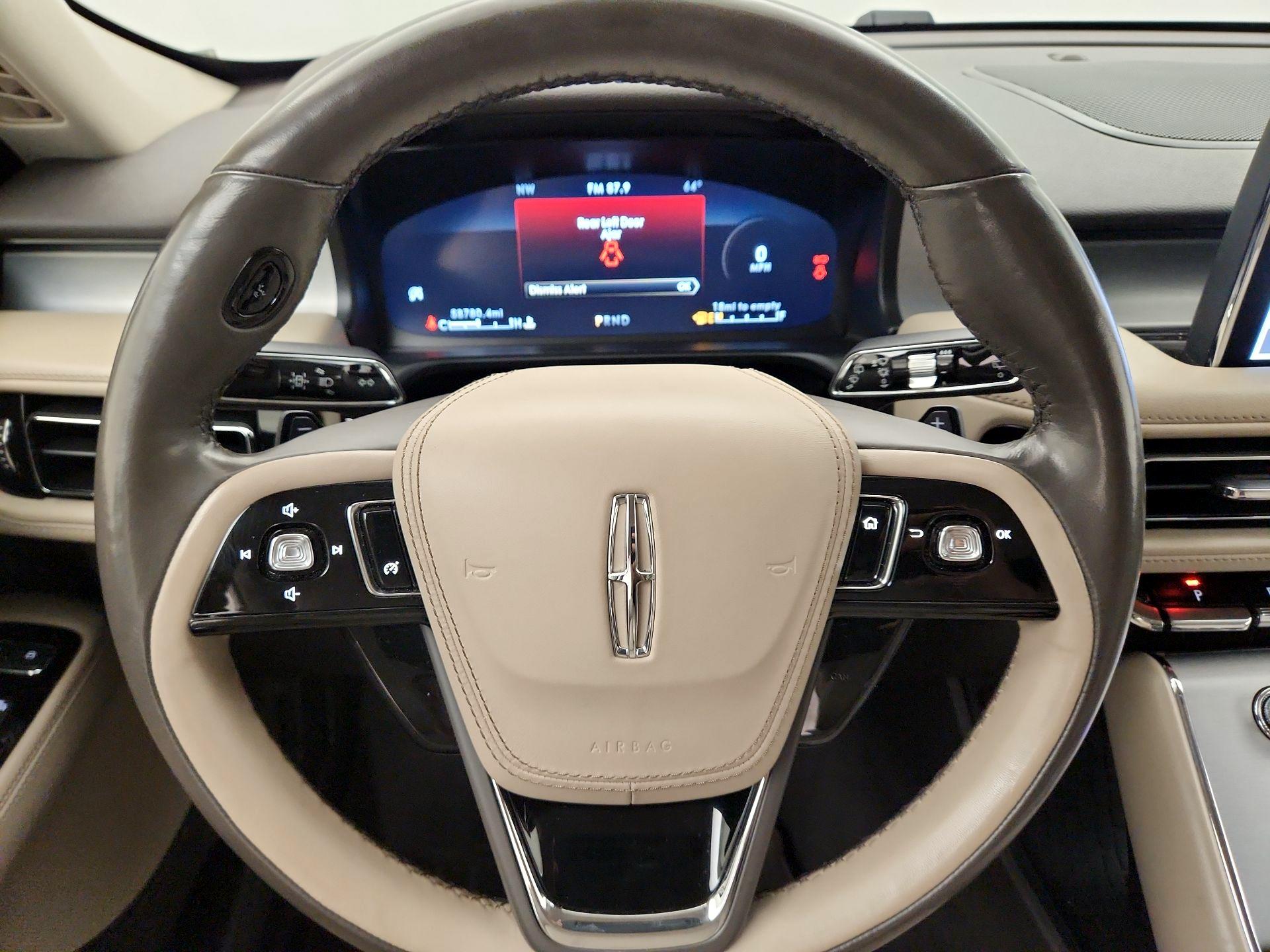 Thumbnail: 2021 Lincoln Aviator - 10