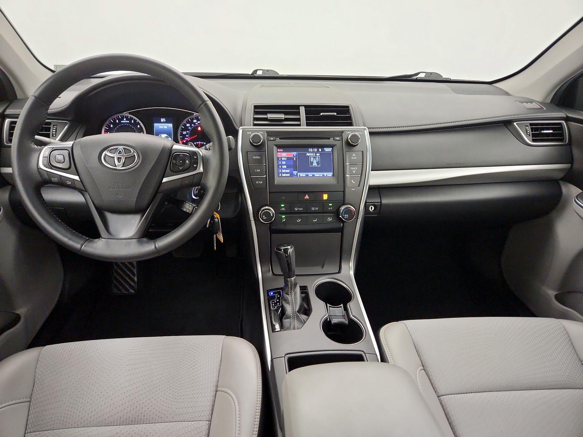 Thumbnail: 2016 Toyota Camry - 9