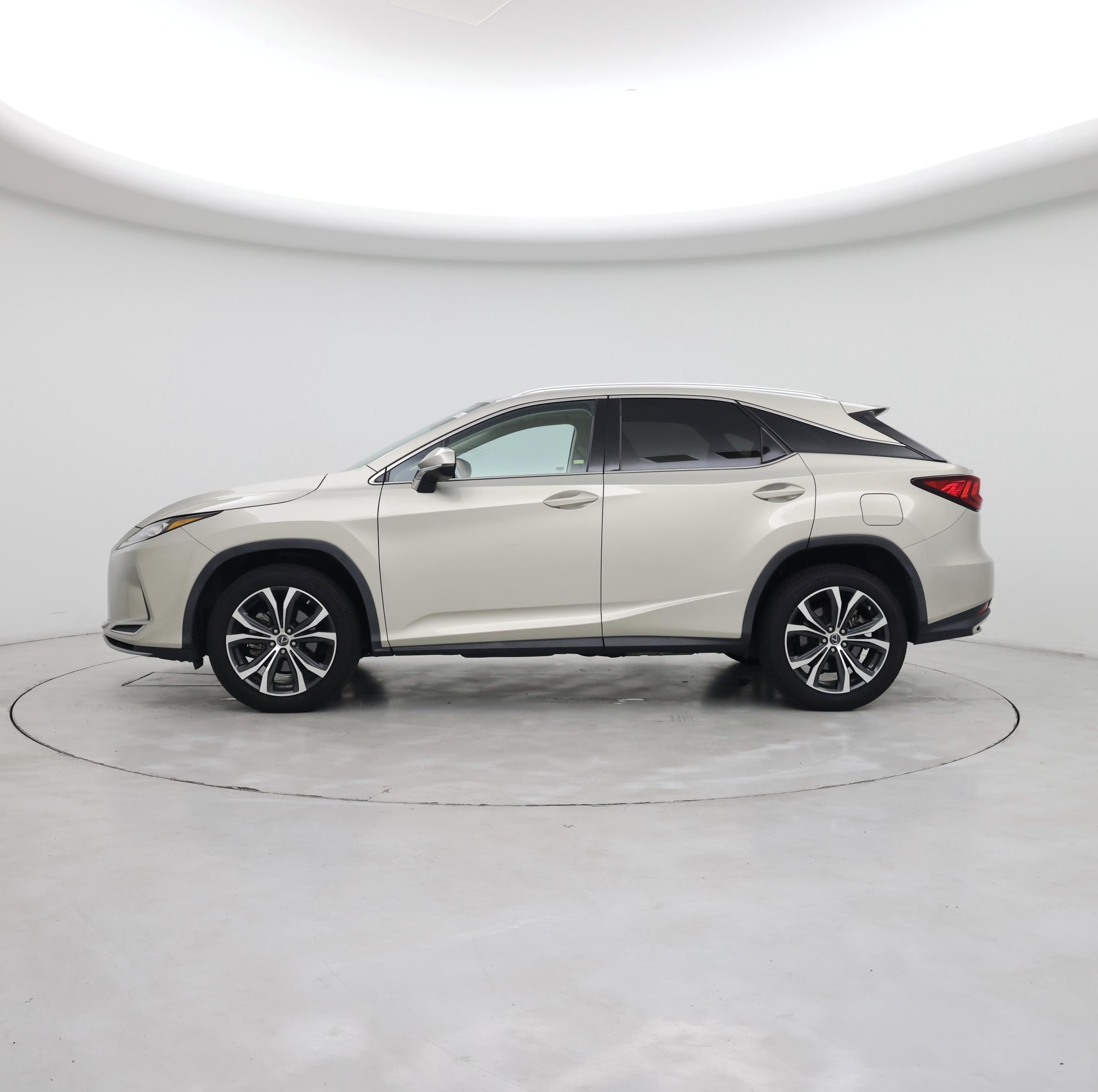 Thumbnail: 2020 Lexus RX - 3