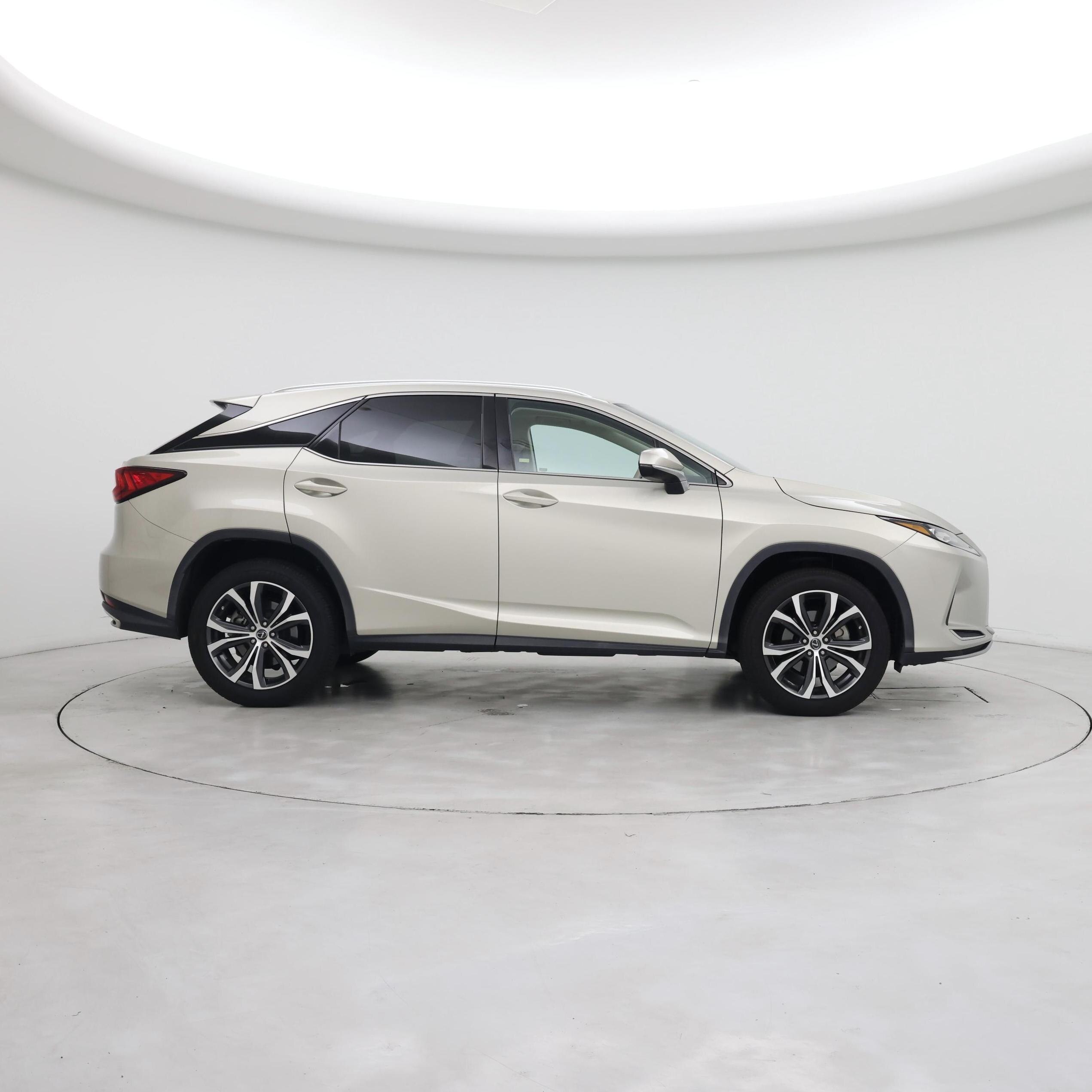 Thumbnail: 2020 Lexus RX - 7
