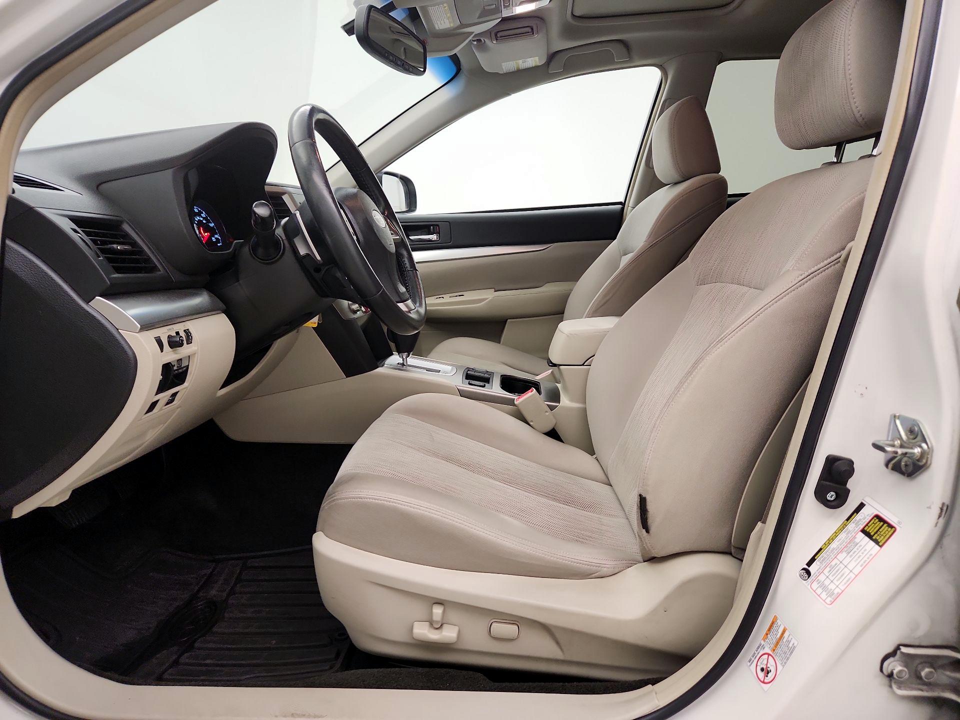 Thumbnail: 2014 Subaru Outback - 11