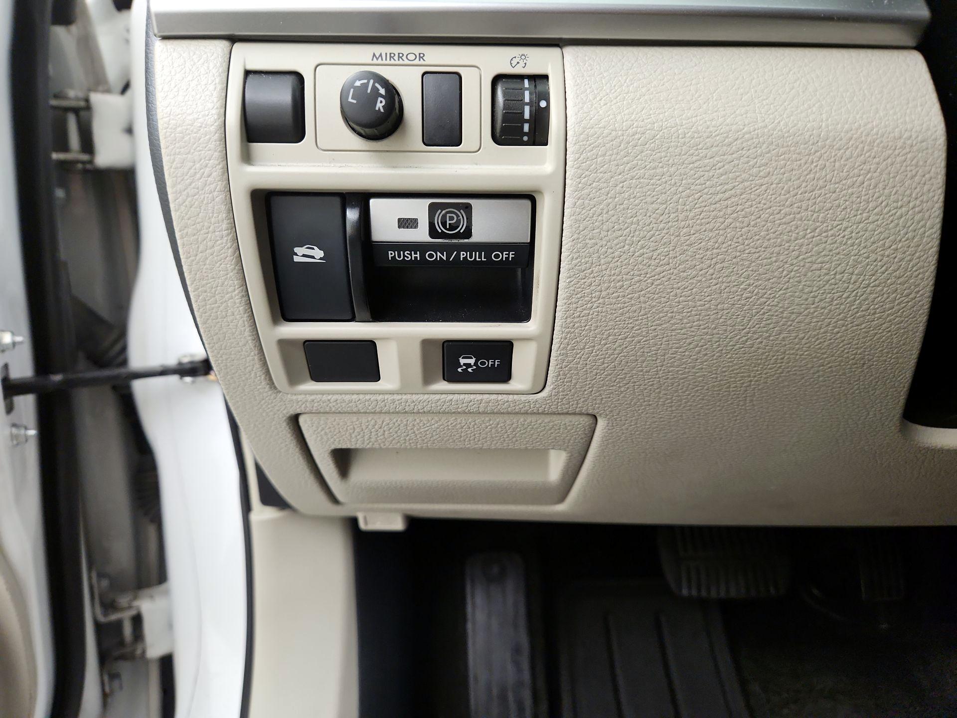 Thumbnail: 2014 Subaru Outback - 13