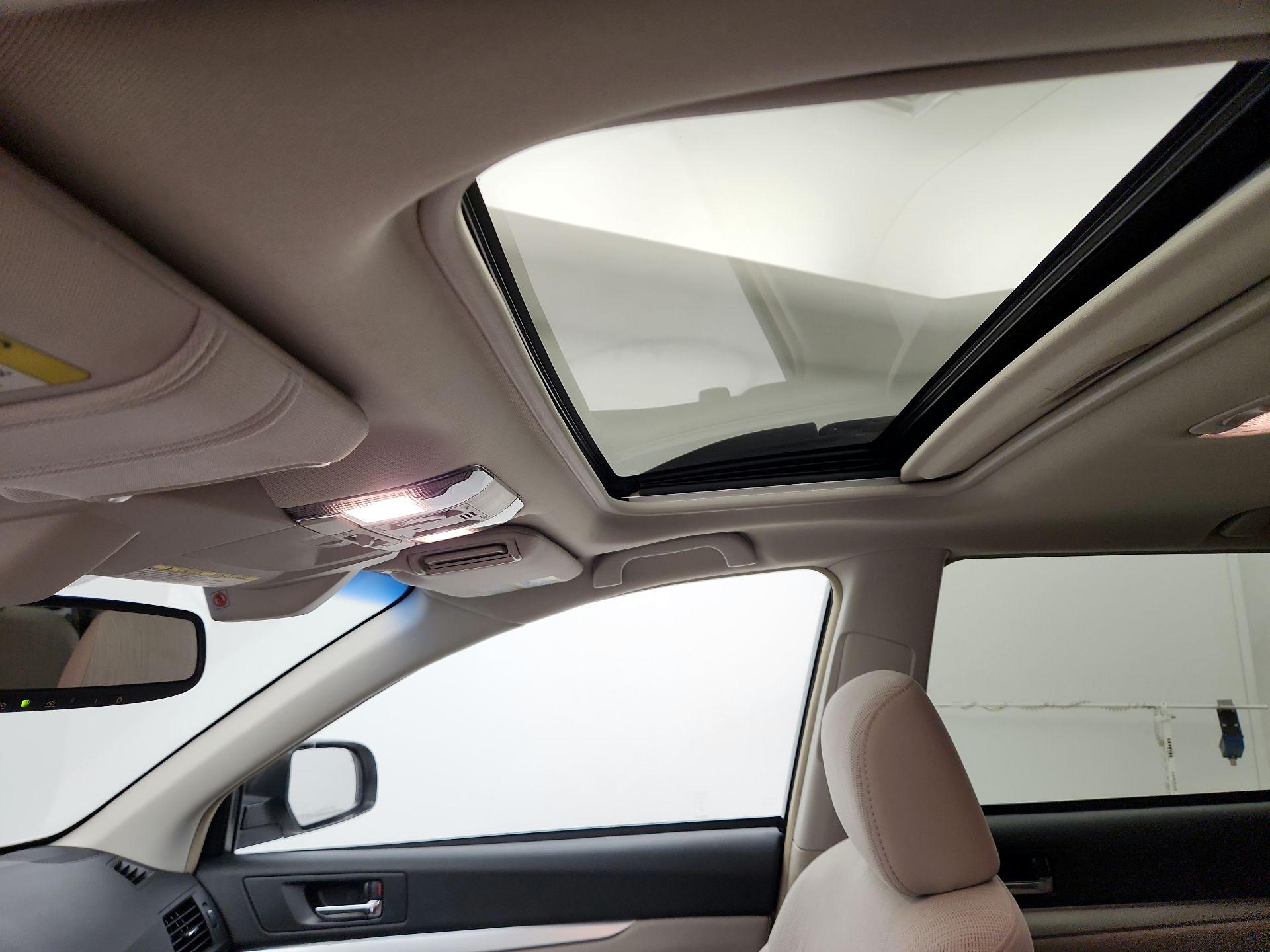 Thumbnail: 2014 Subaru Outback - 19