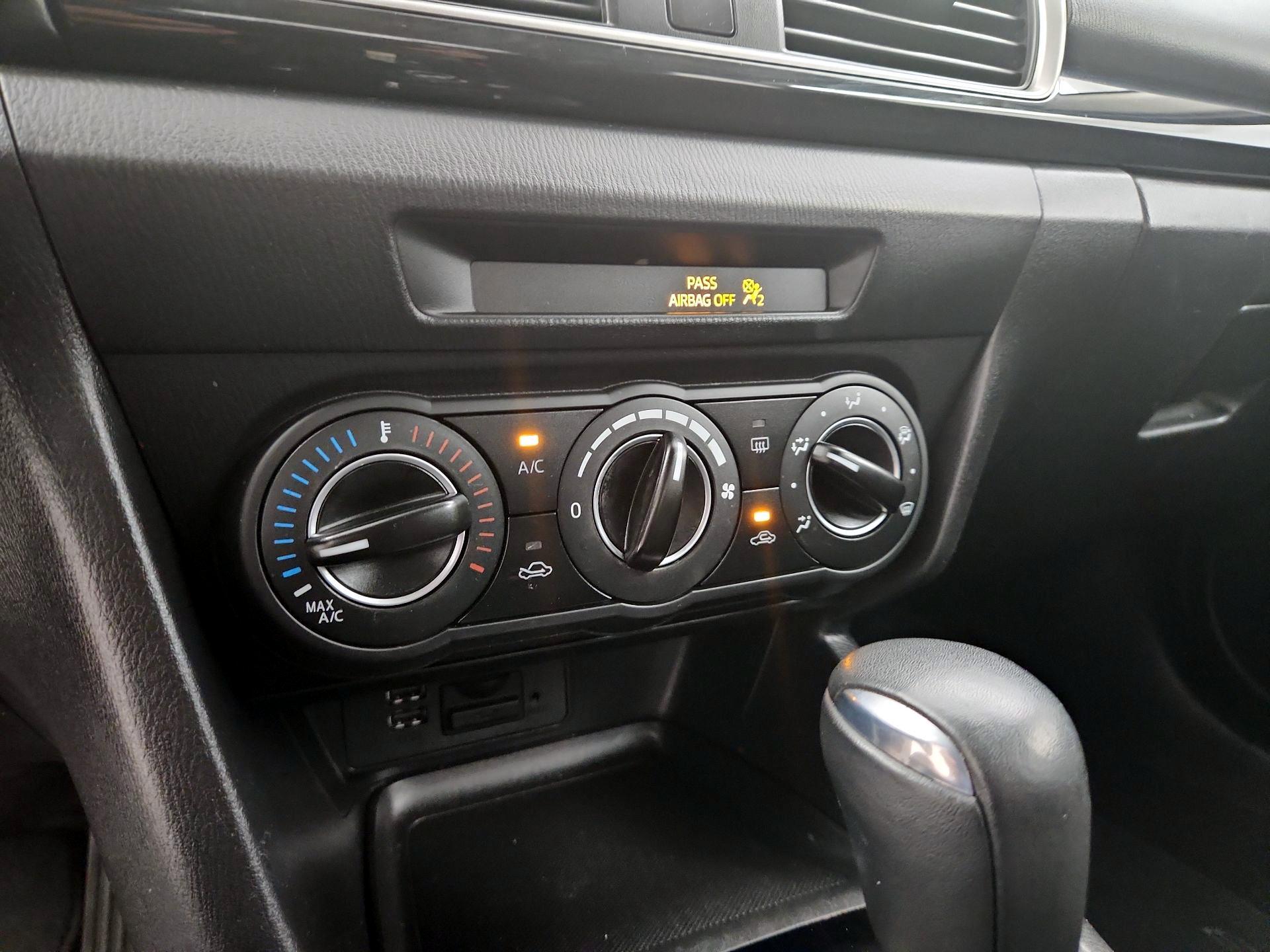 Thumbnail: 2016 Mazda Mazda3 - 16