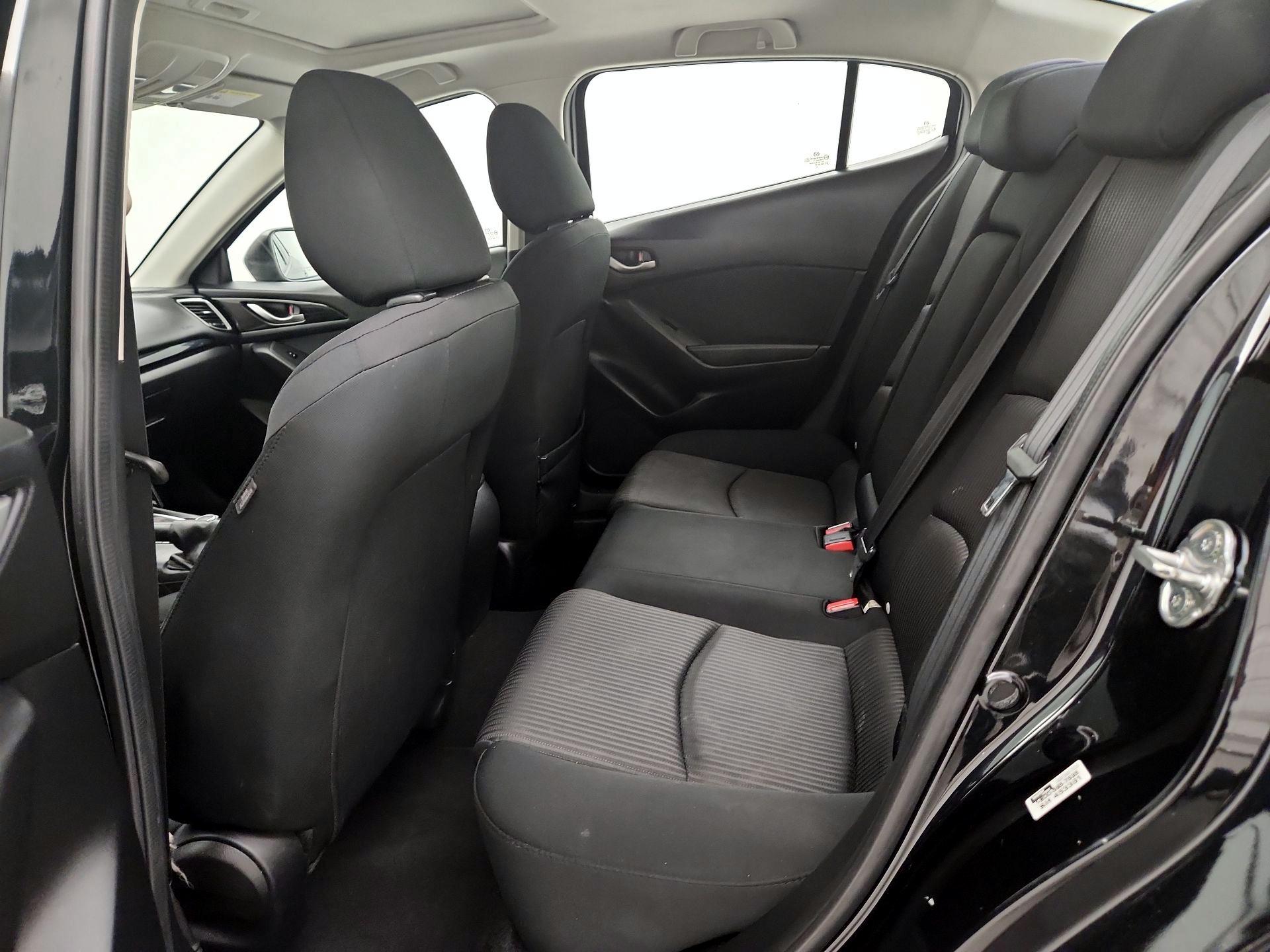 Thumbnail: 2016 Mazda Mazda3 - 20