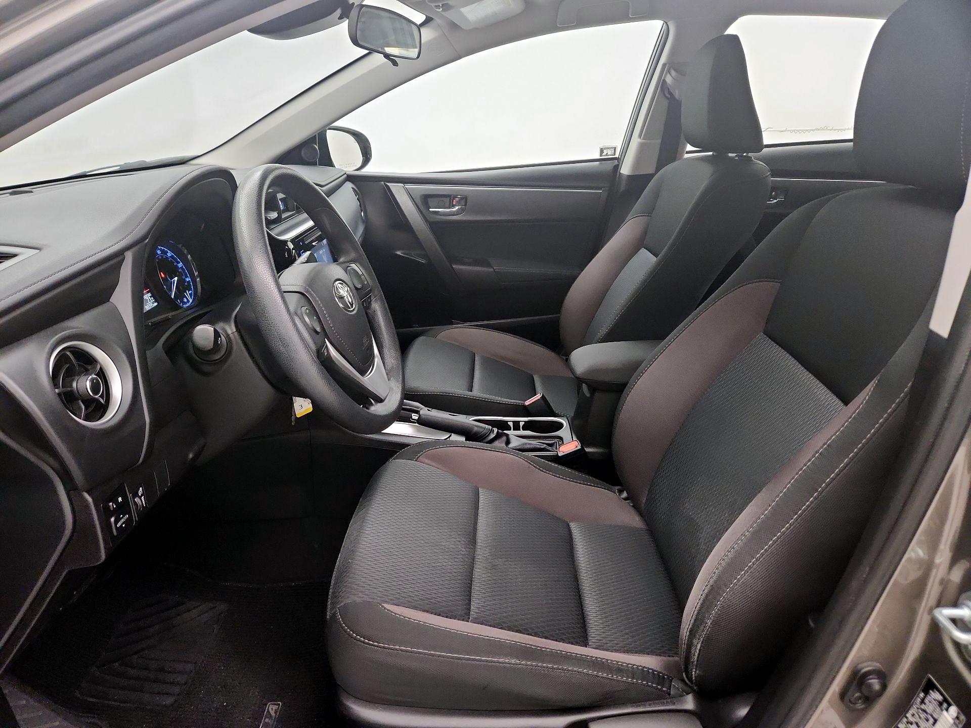 Thumbnail: 2017 Toyota Corolla - 11
