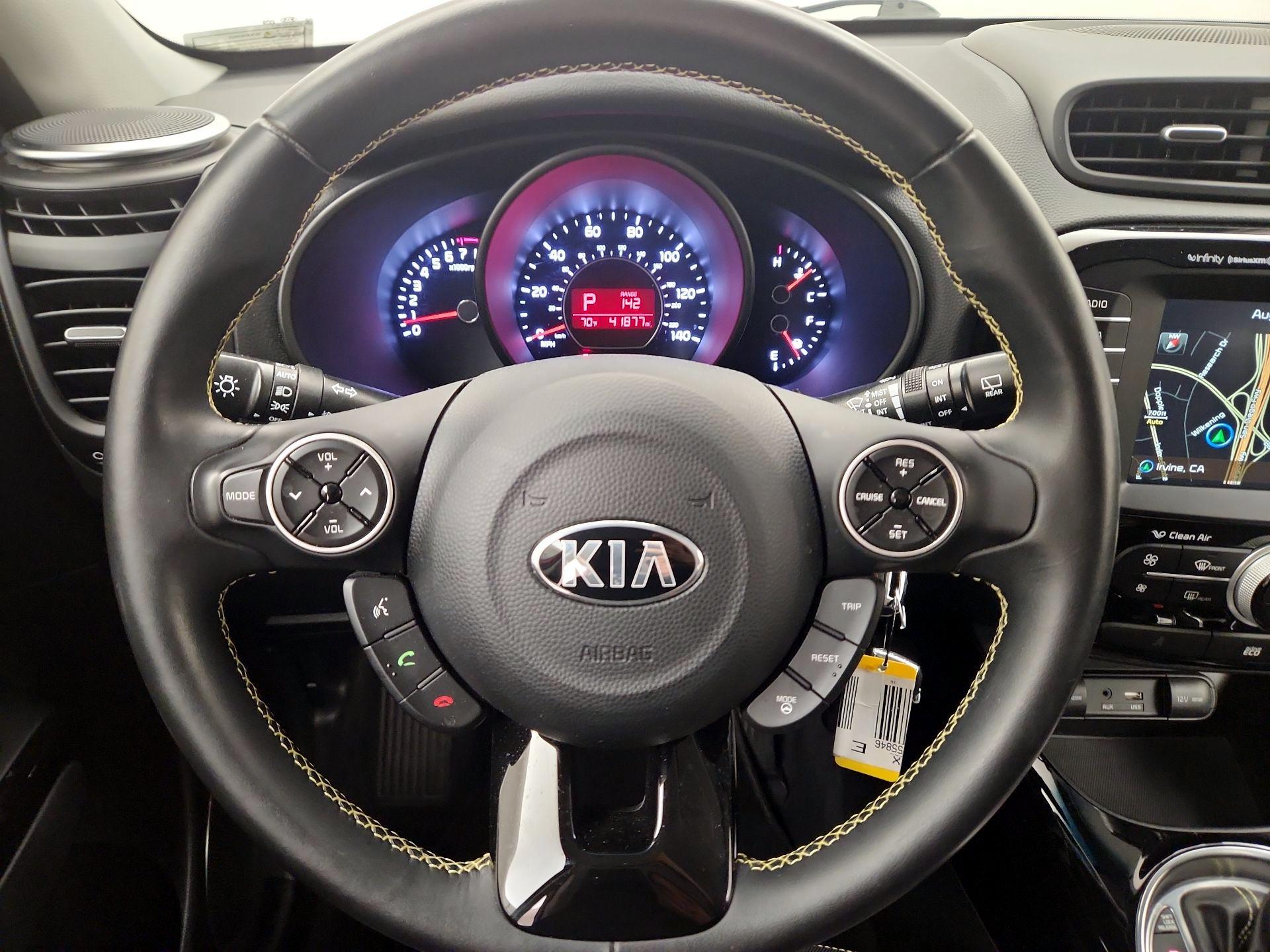 Thumbnail: 2016 Kia Soul - 10