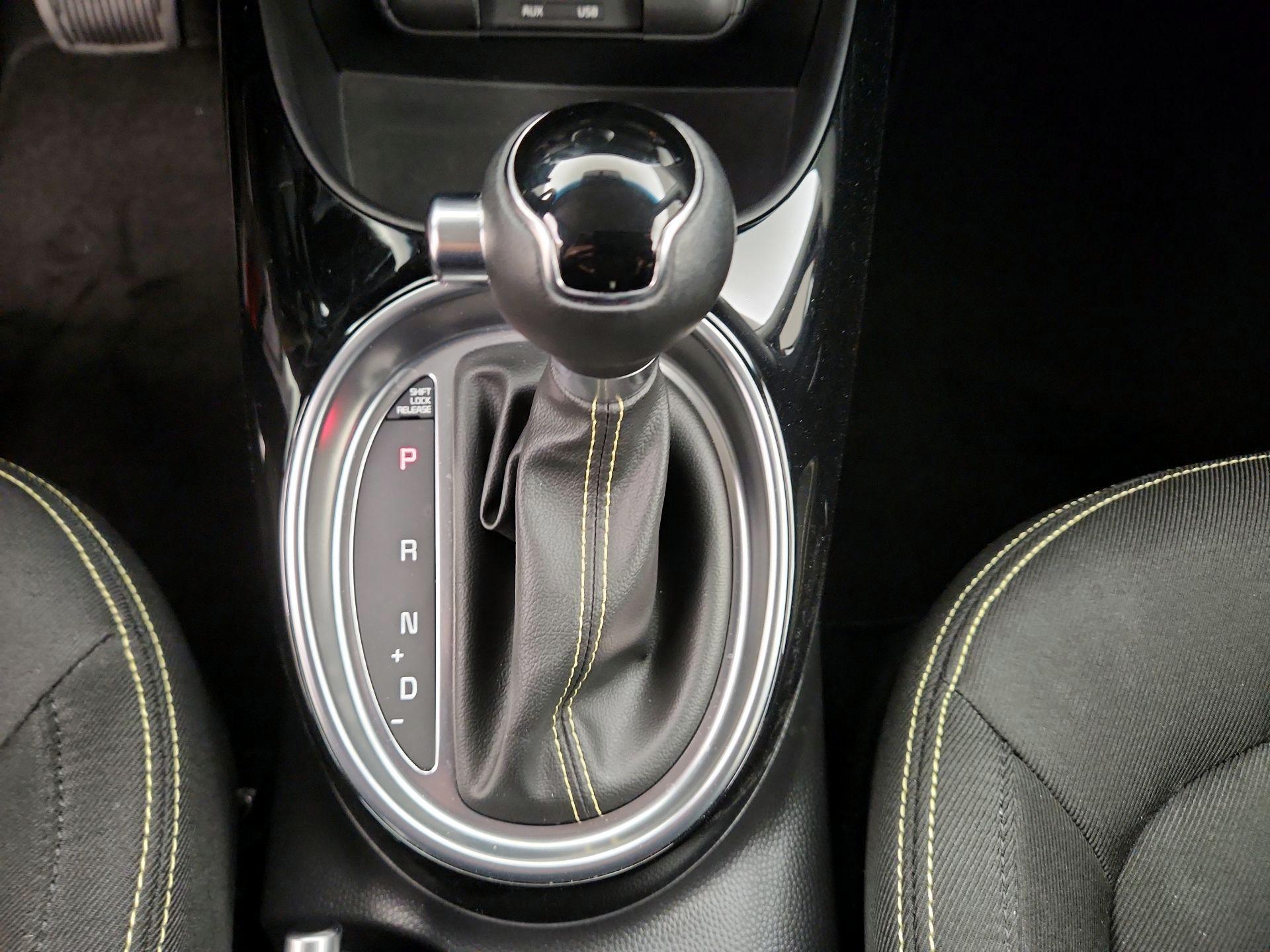 Thumbnail: 2016 Kia Soul - 18