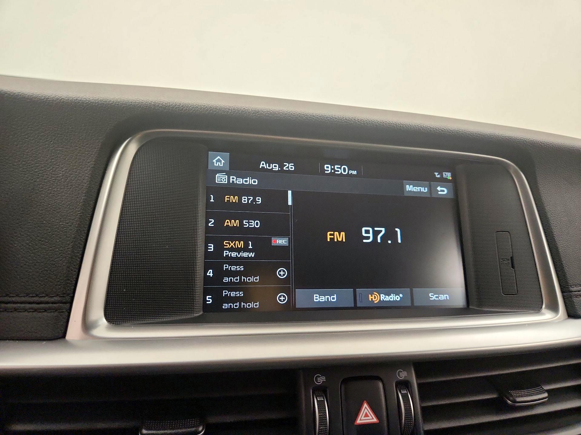 Thumbnail: 2019 Kia Optima - 16