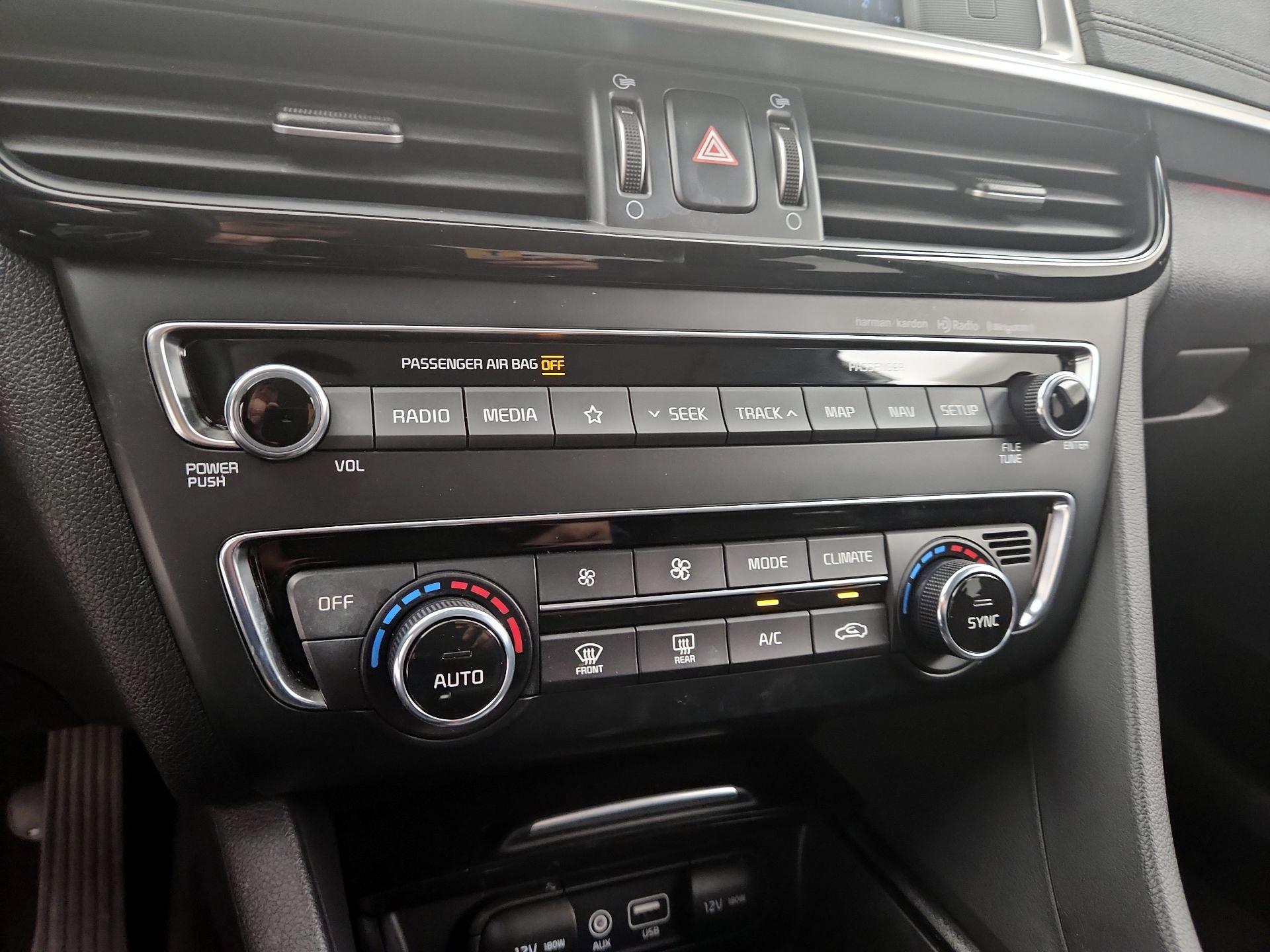 Thumbnail: 2019 Kia Optima - 17