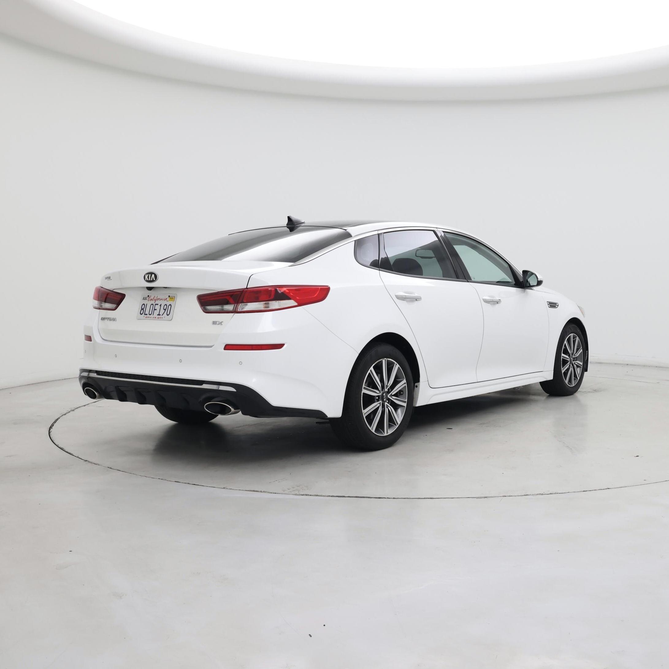 Thumbnail: 2019 Kia Optima - 8