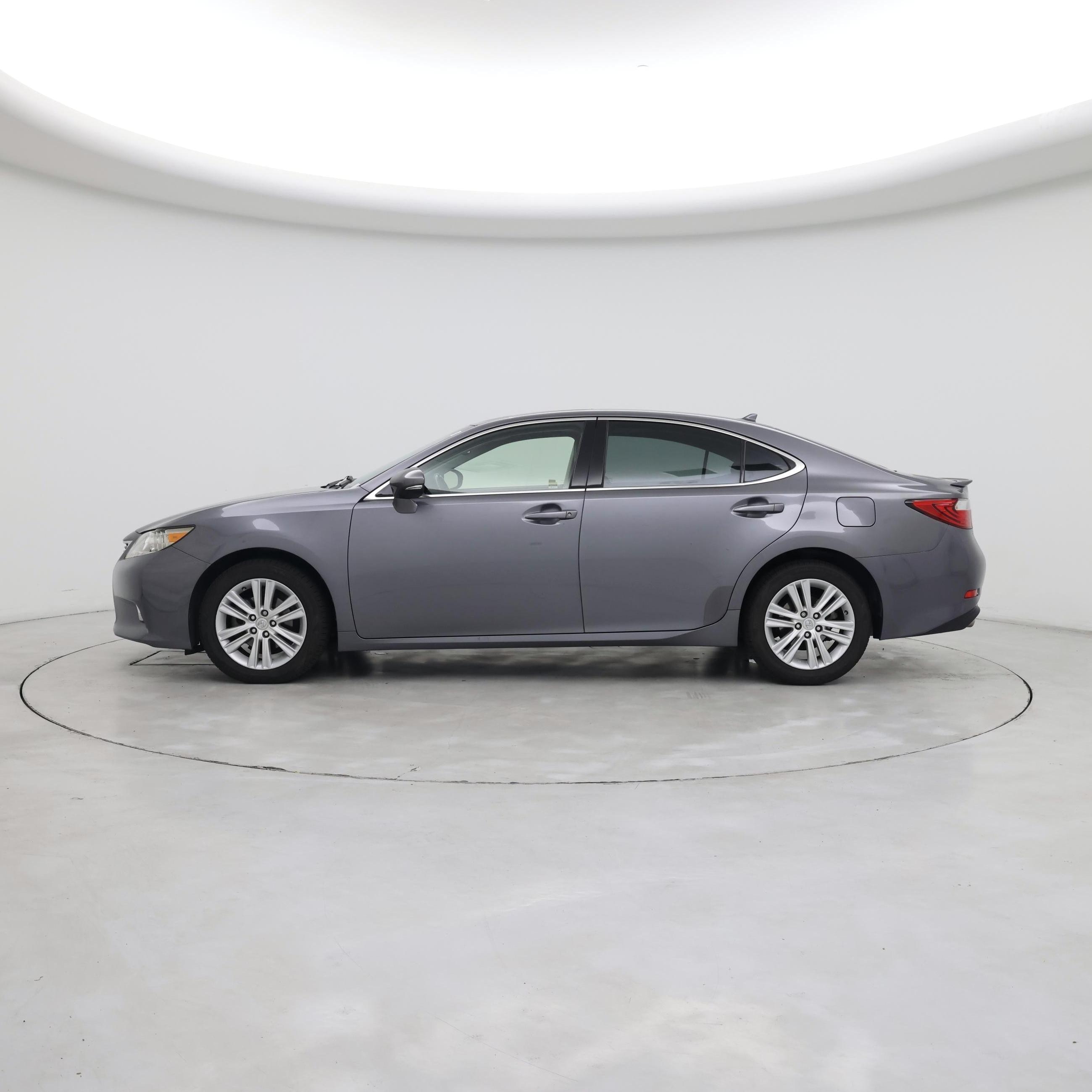 Thumbnail: 2014 Lexus ES - 3