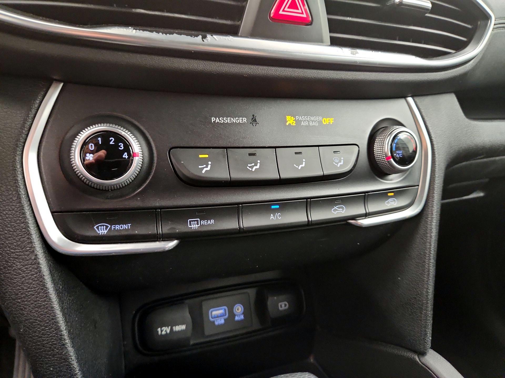 Thumbnail: 2019 Hyundai Santa Fe - 16