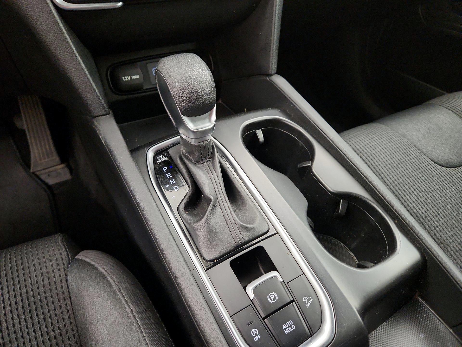 Thumbnail: 2019 Hyundai Santa Fe - 17
