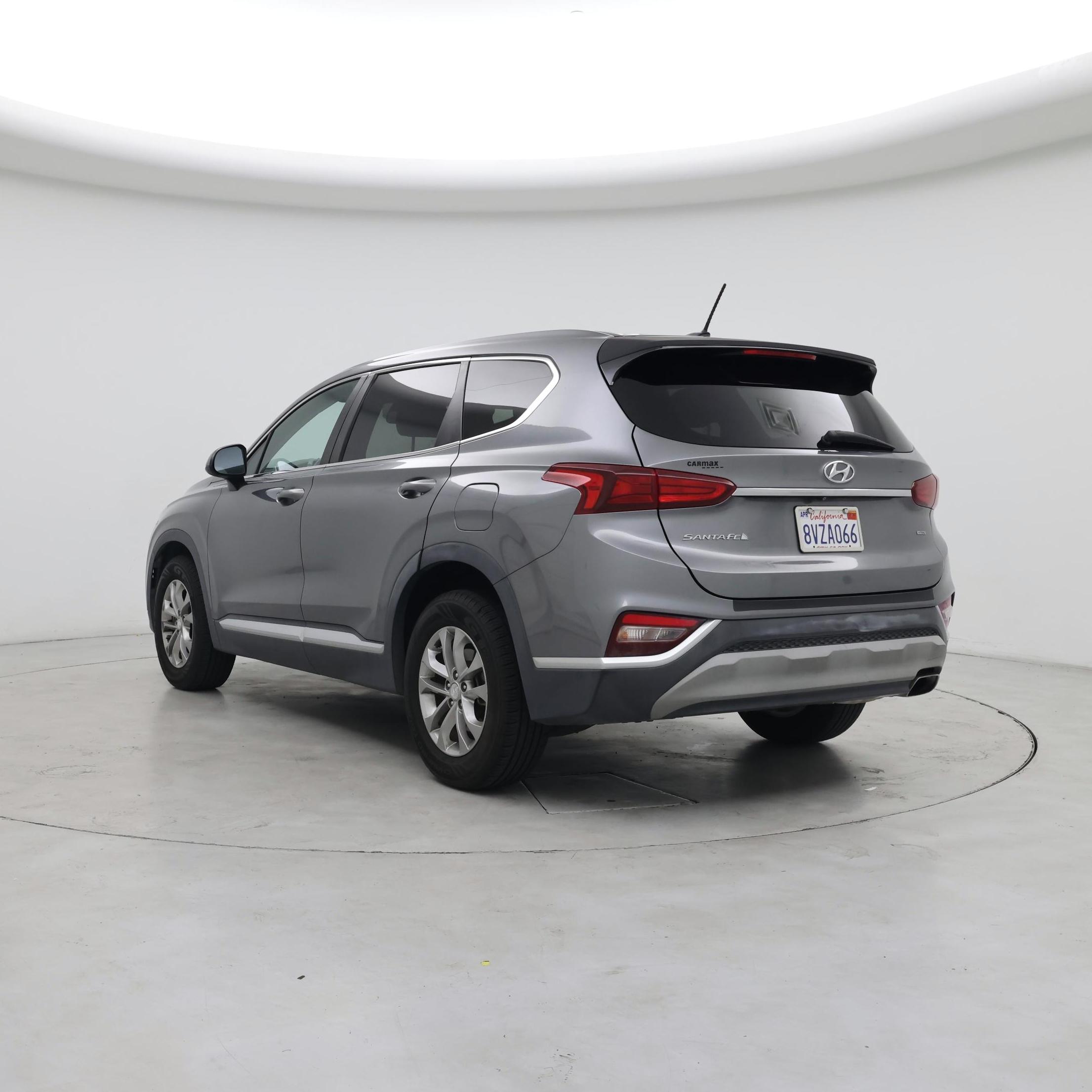 Thumbnail: 2019 Hyundai Santa Fe - 2