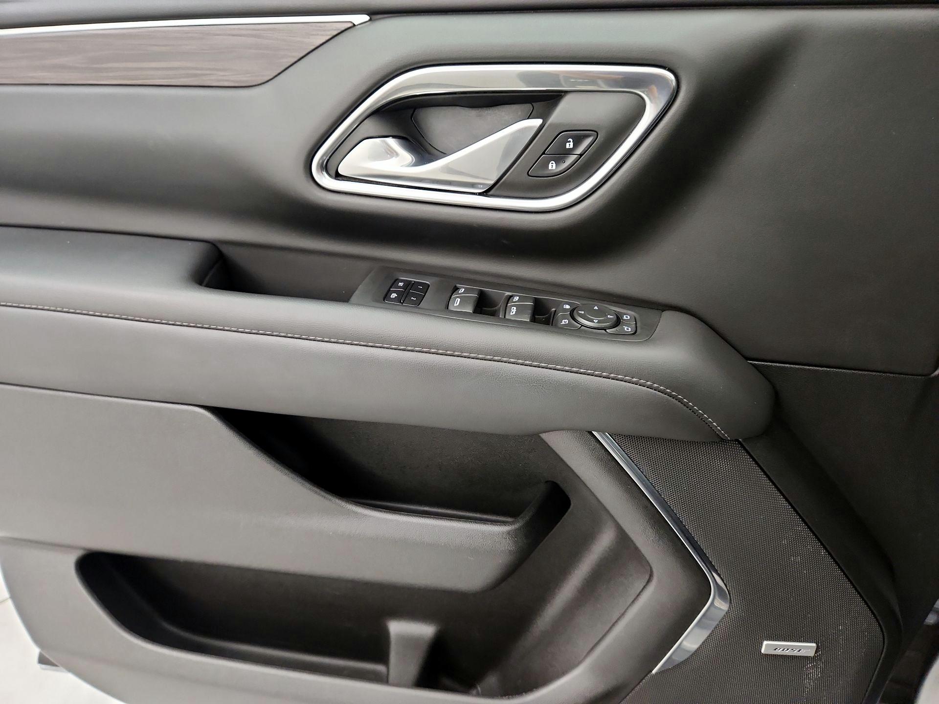 Thumbnail: 2023 Chevrolet Suburban - 12