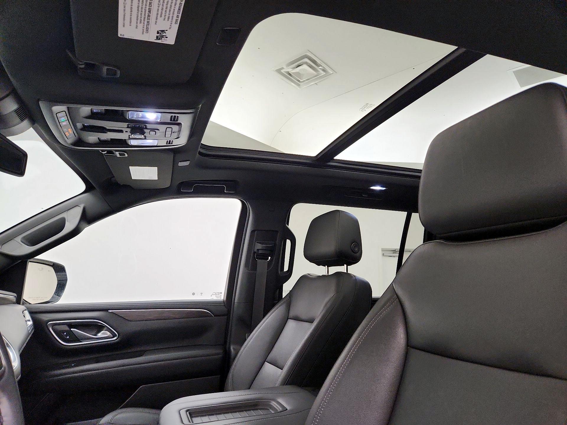 Thumbnail: 2023 Chevrolet Suburban - 19