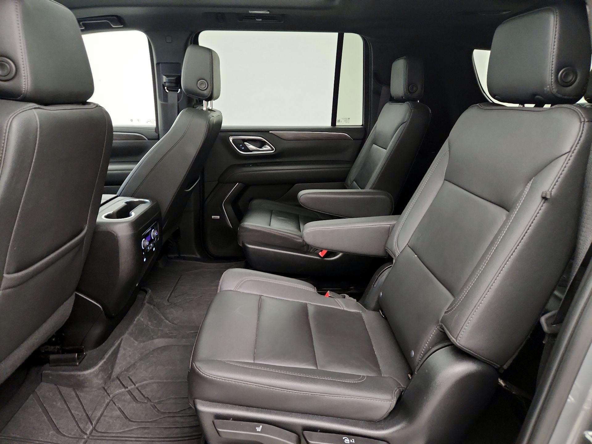 Thumbnail: 2023 Chevrolet Suburban - 20