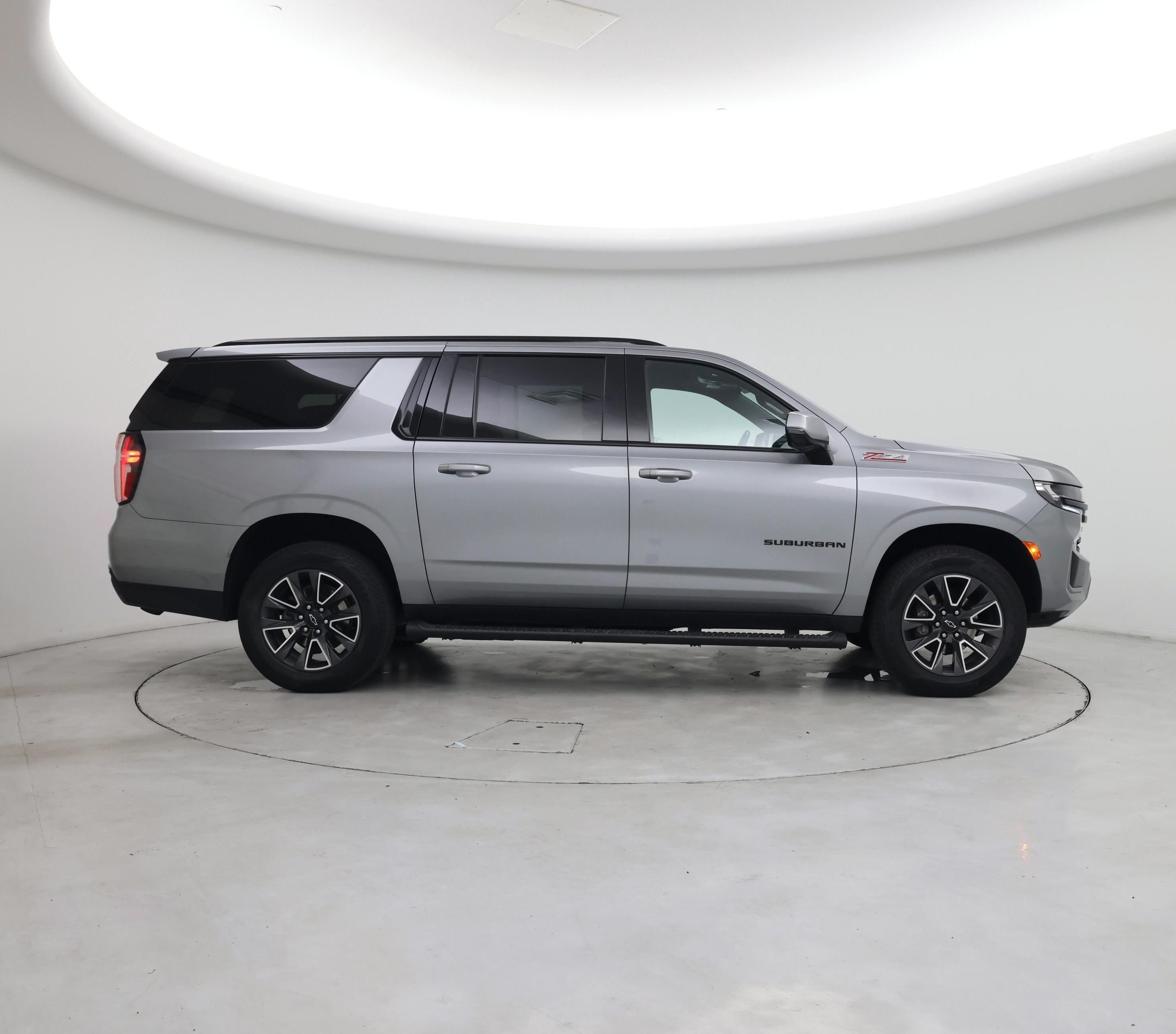 Thumbnail: 2023 Chevrolet Suburban - 7