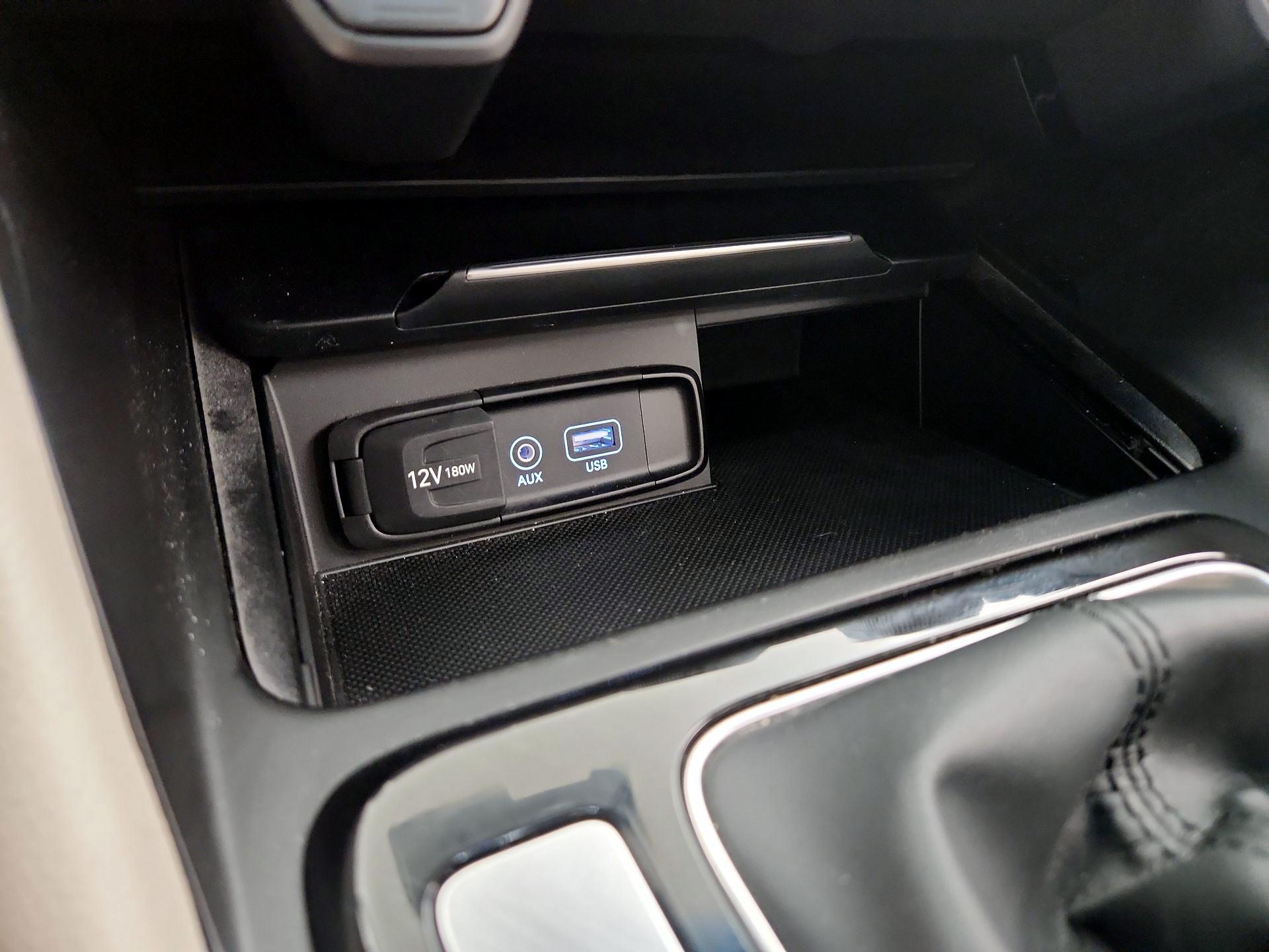 Thumbnail: 2020 Genesis G70 - 18