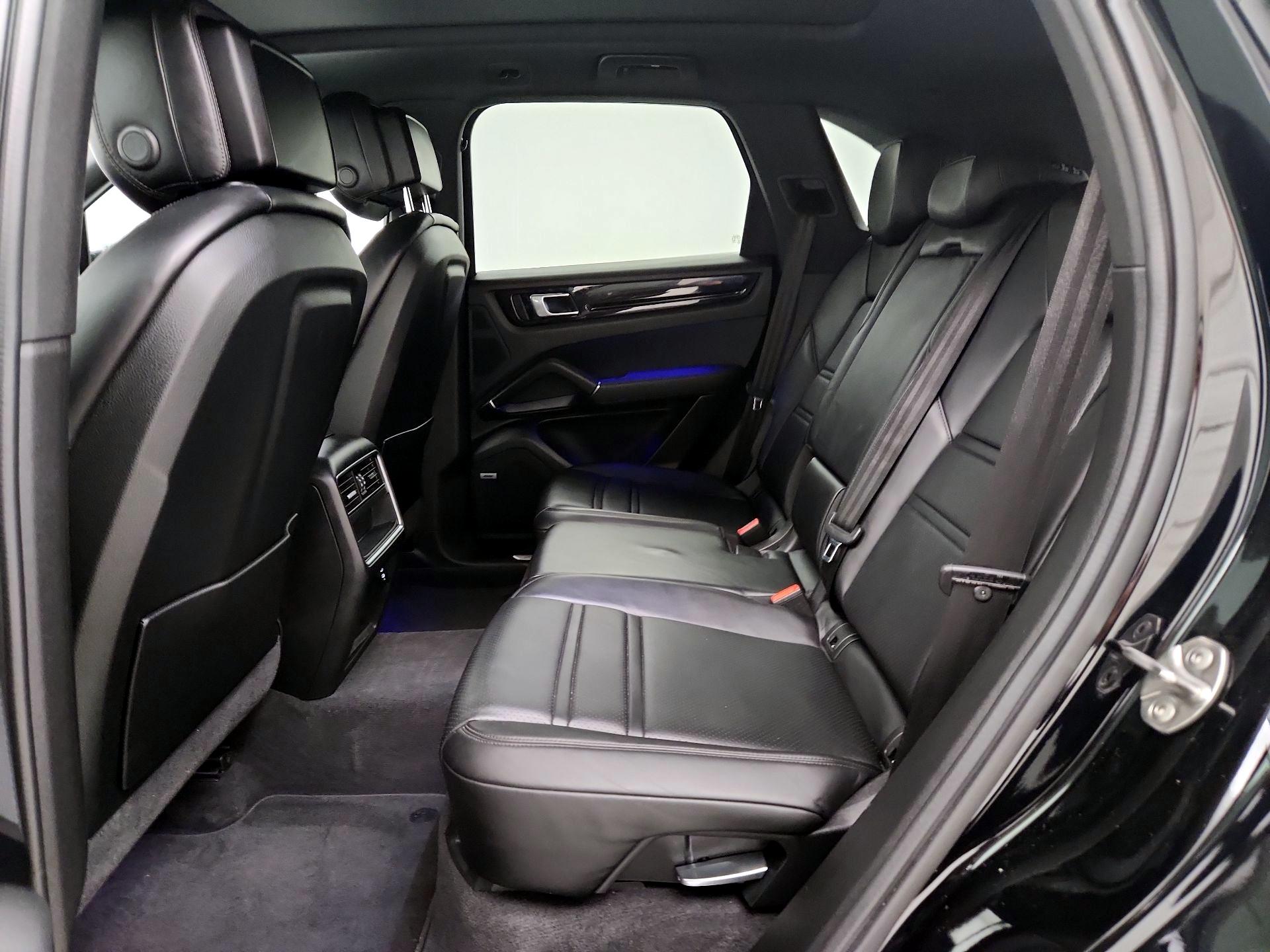Thumbnail: 2019 Porsche Cayenne - 20