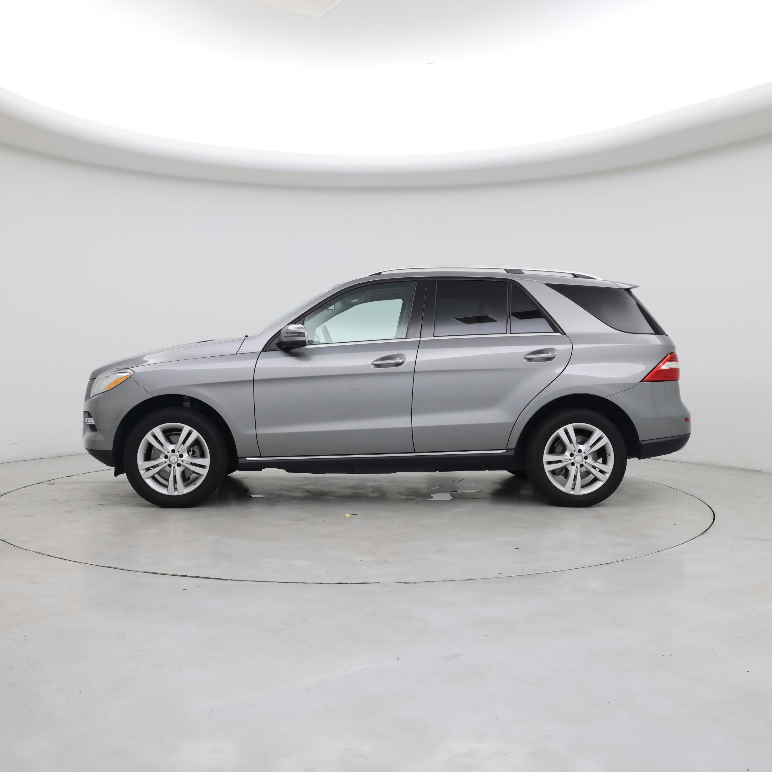 Thumbnail: 2015 Mercedes-Benz M-Class - 3