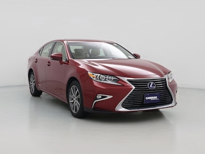 Red 2017 Lexus ES 300h
