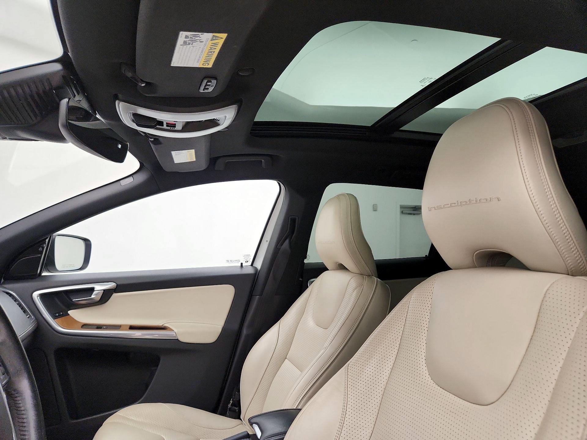 Thumbnail: 2015 Volvo XC60 - 19