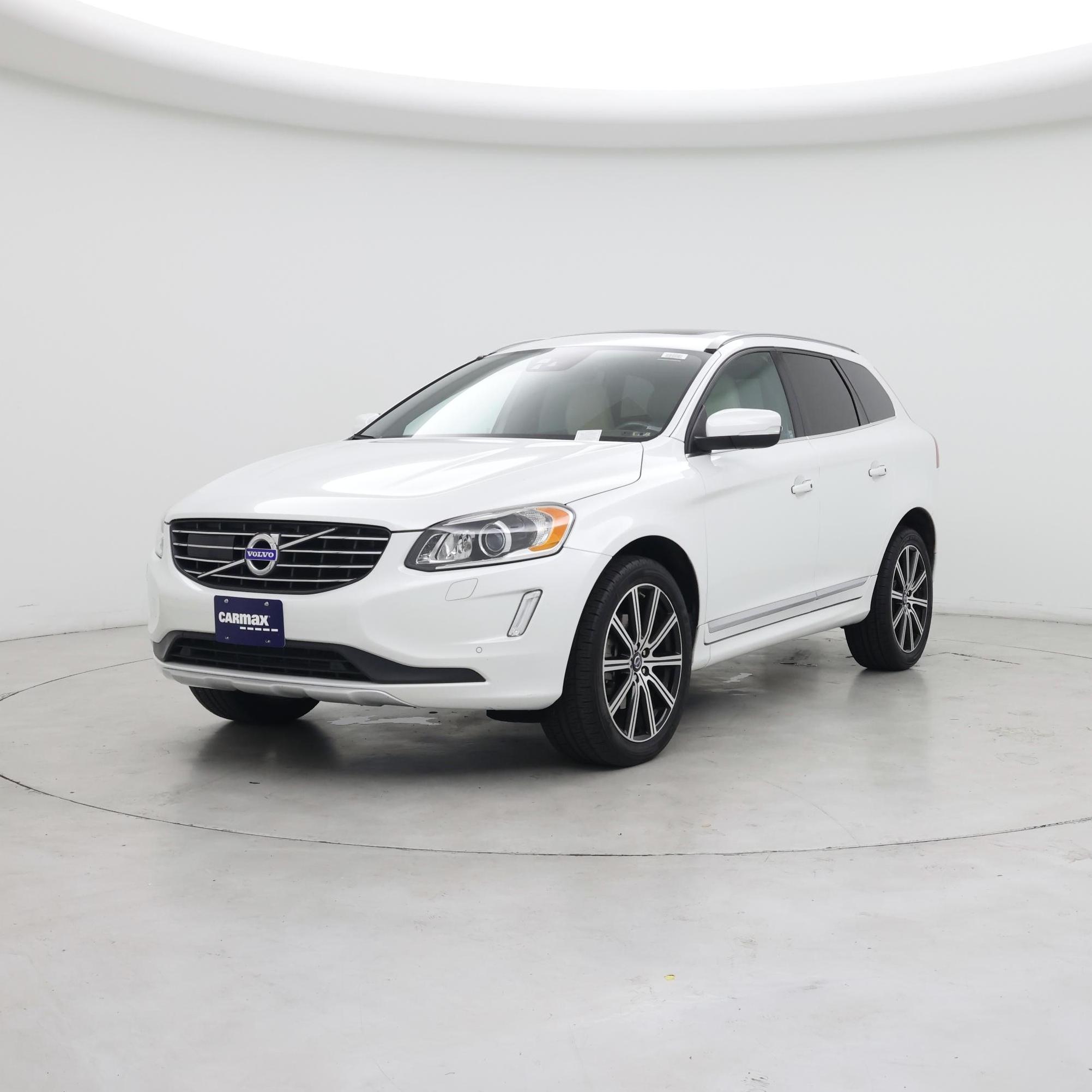 Thumbnail: 2015 Volvo XC60 - 4