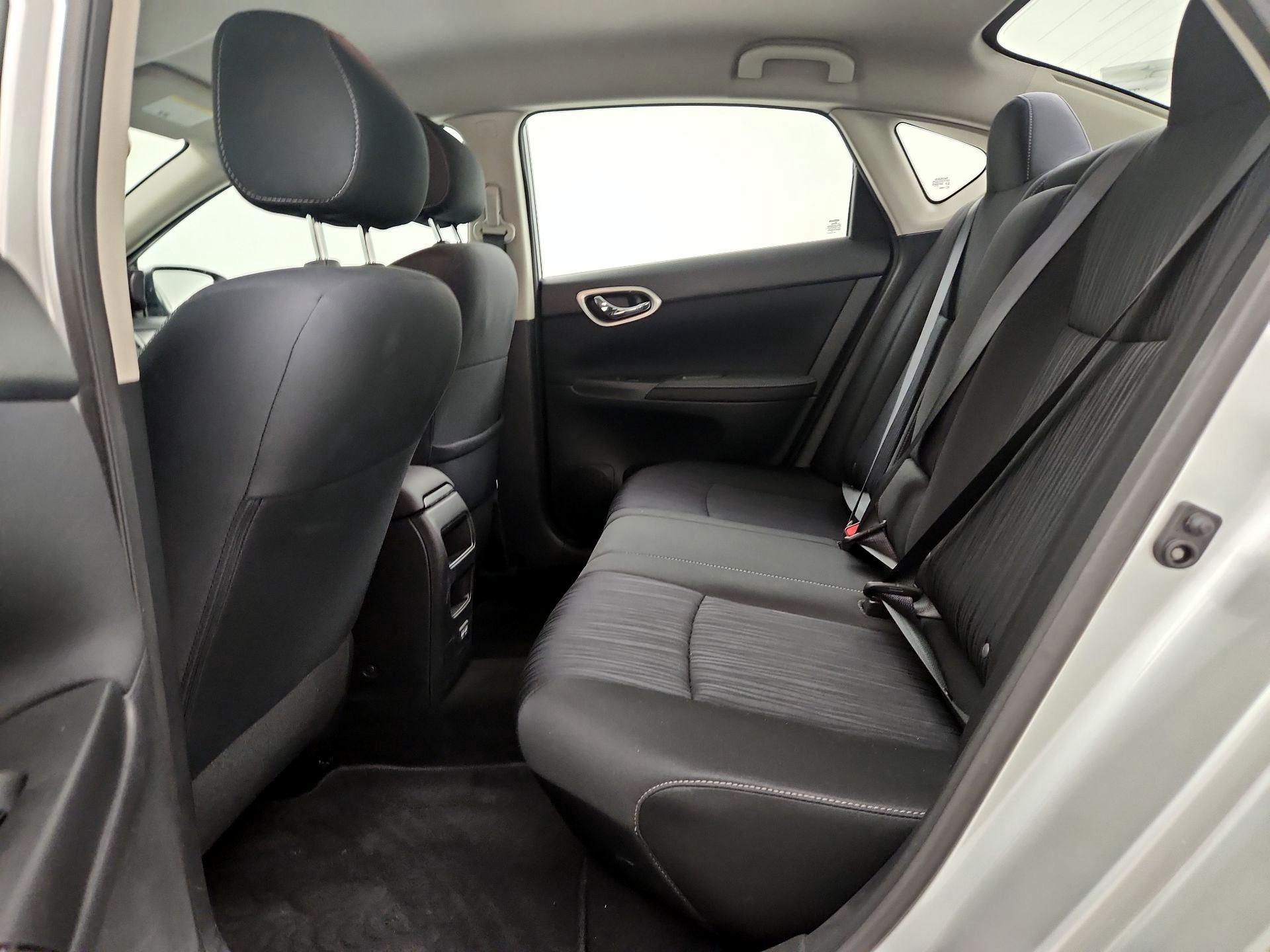 Thumbnail: 2019 Nissan Sentra - 19