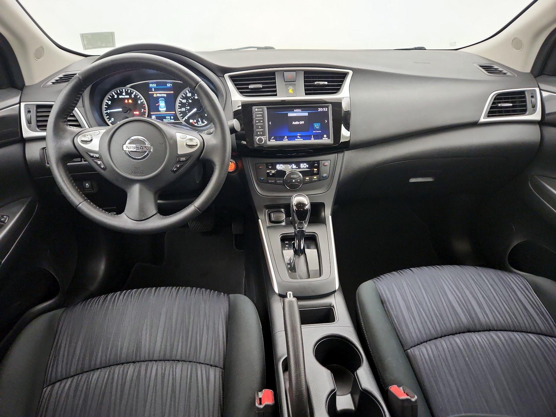 Thumbnail: 2019 Nissan Sentra - 9
