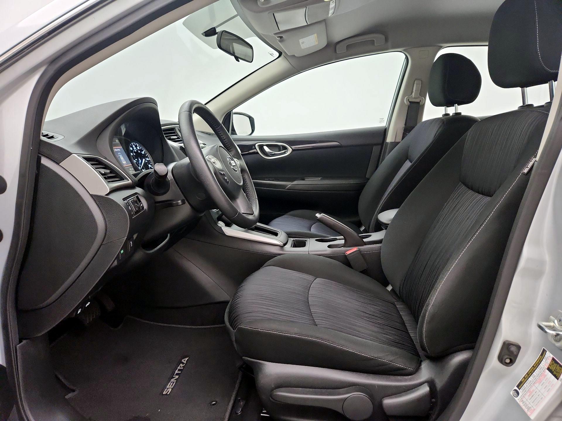 Thumbnail: 2019 Nissan Sentra - 11