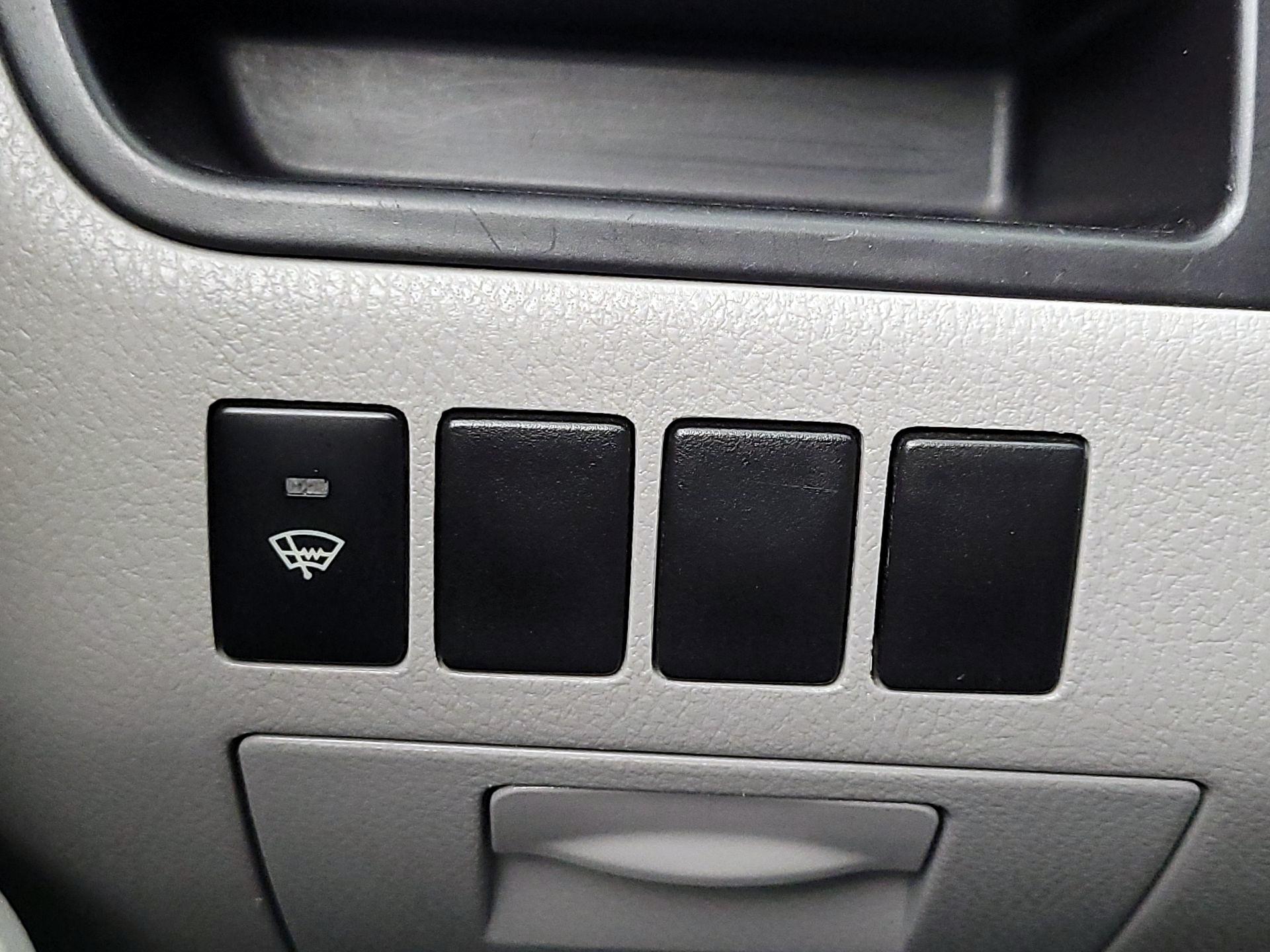 Thumbnail: 2016 Toyota Highlander - 13