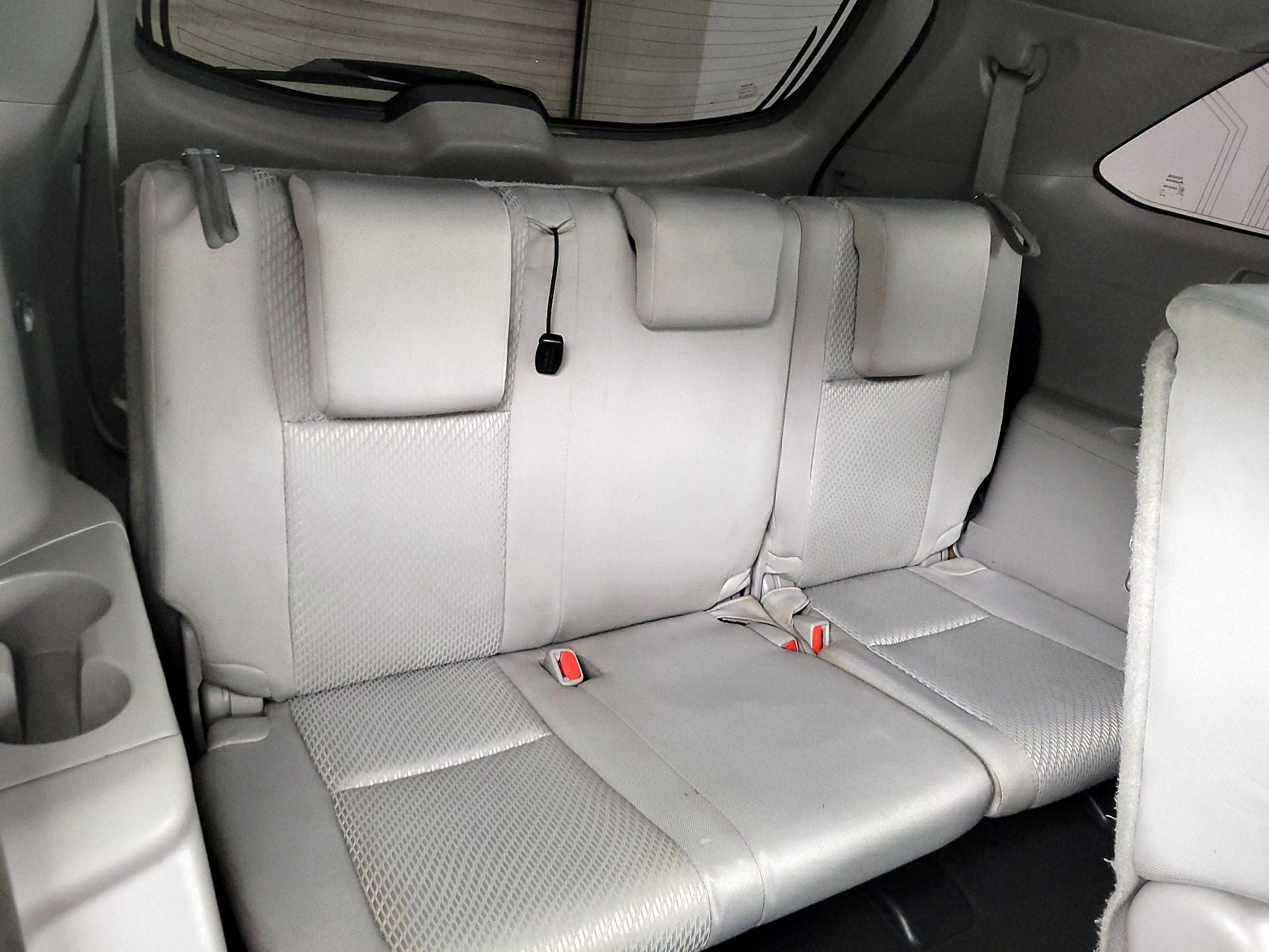 Thumbnail: 2016 Toyota Highlander - 20
