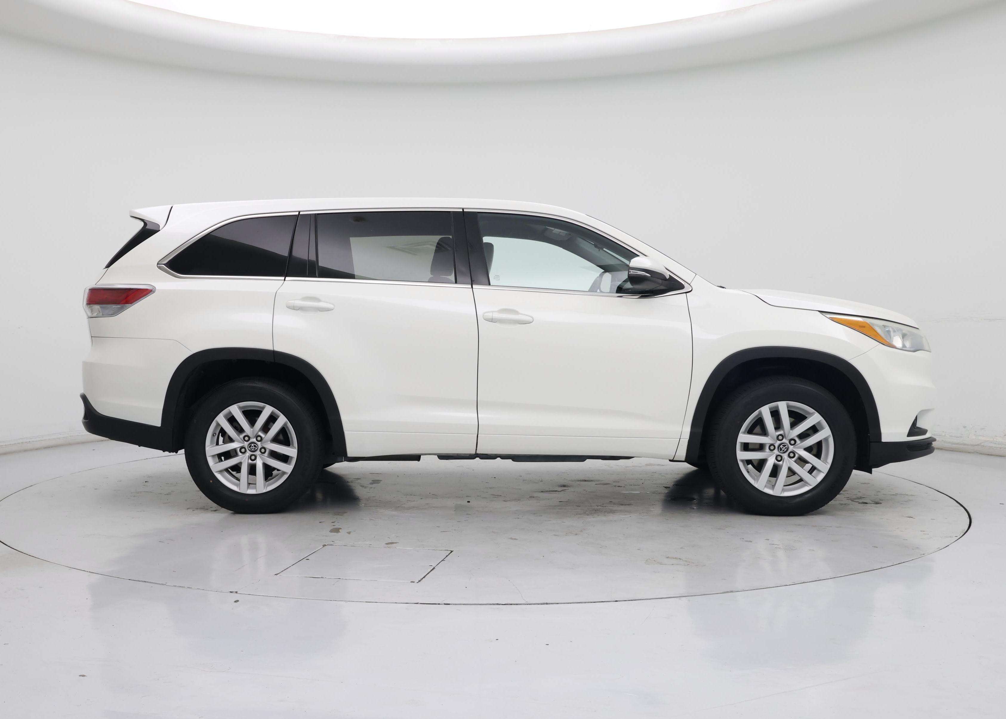Thumbnail: 2016 Toyota Highlander - 7