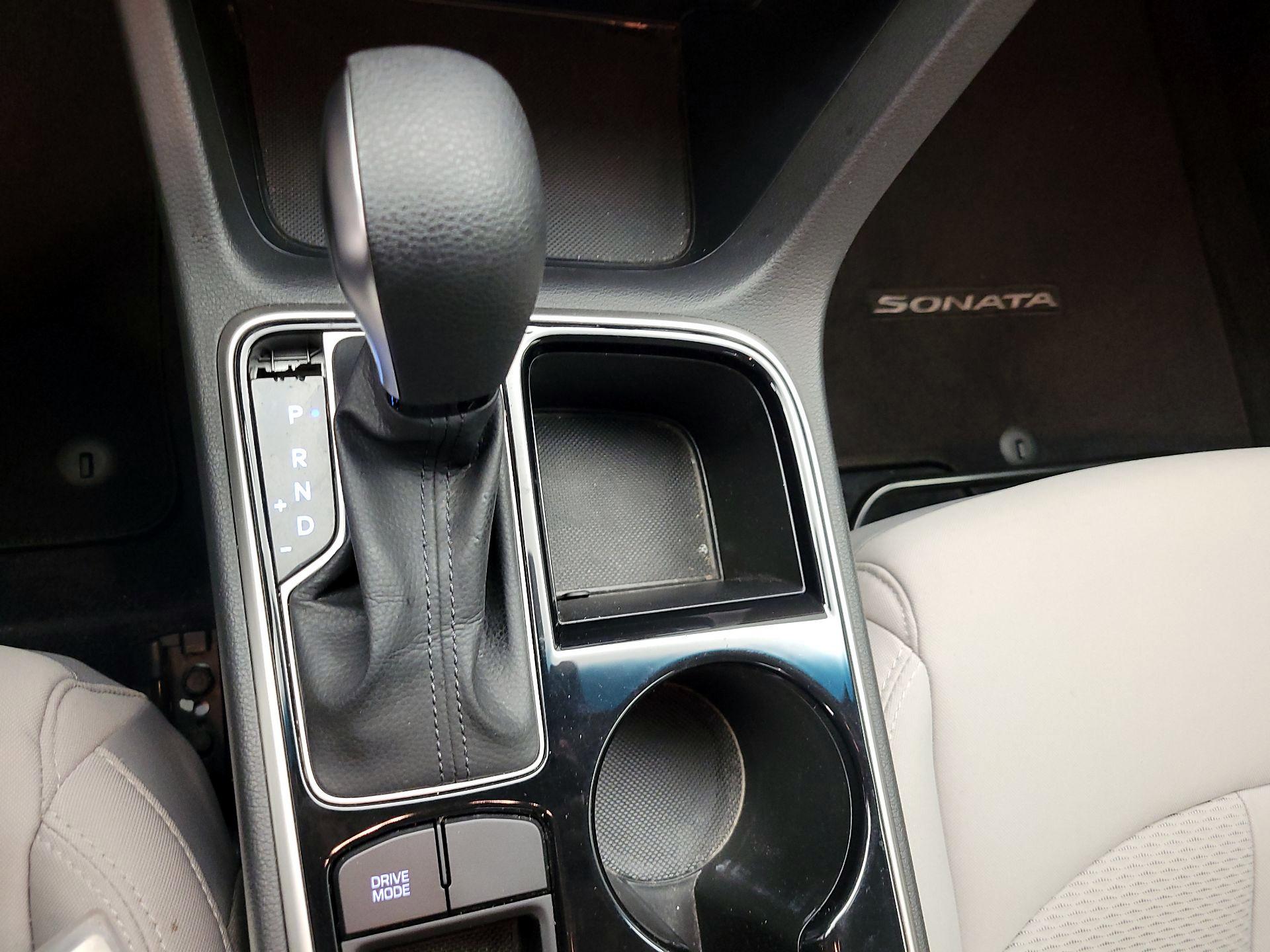 Thumbnail: 2018 Hyundai Sonata - 17