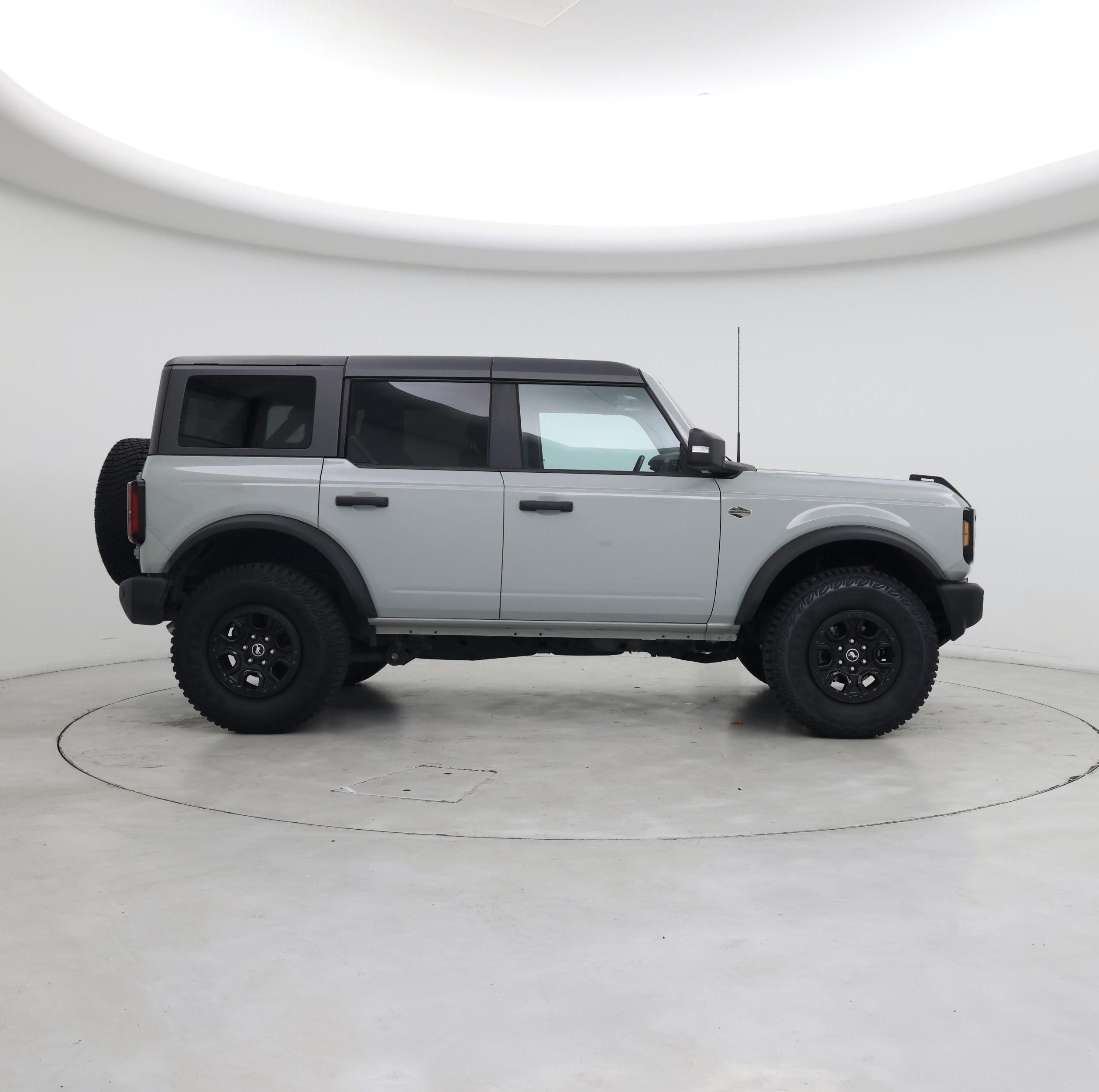 Thumbnail: 2022 Ford Bronco - 7