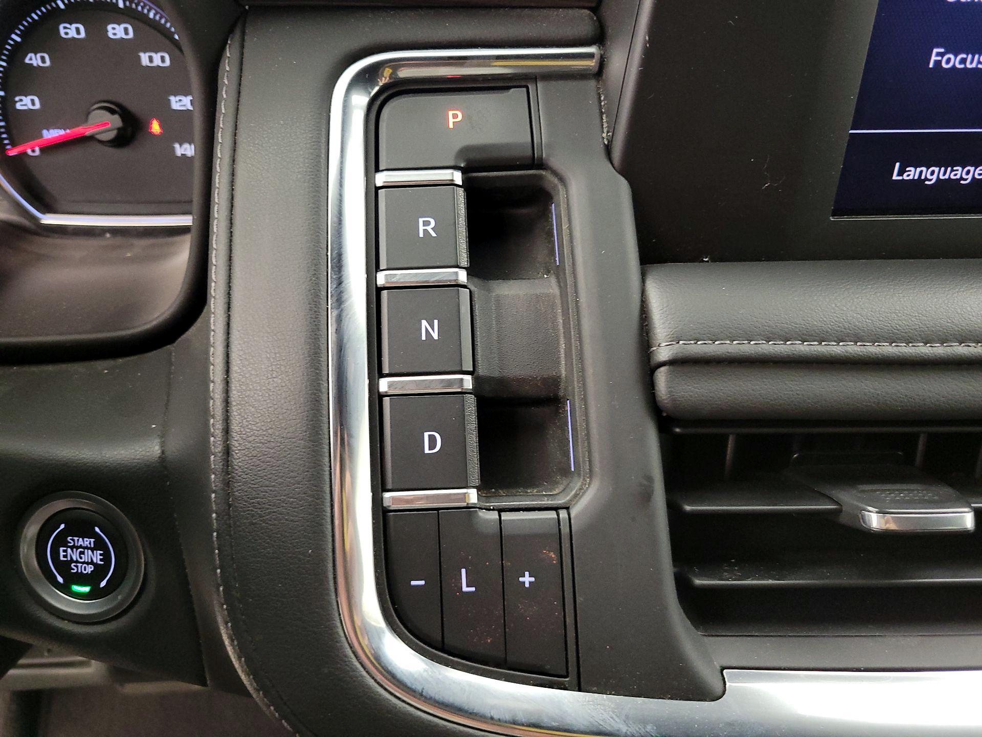 Thumbnail: 2023 Chevrolet Tahoe - 17